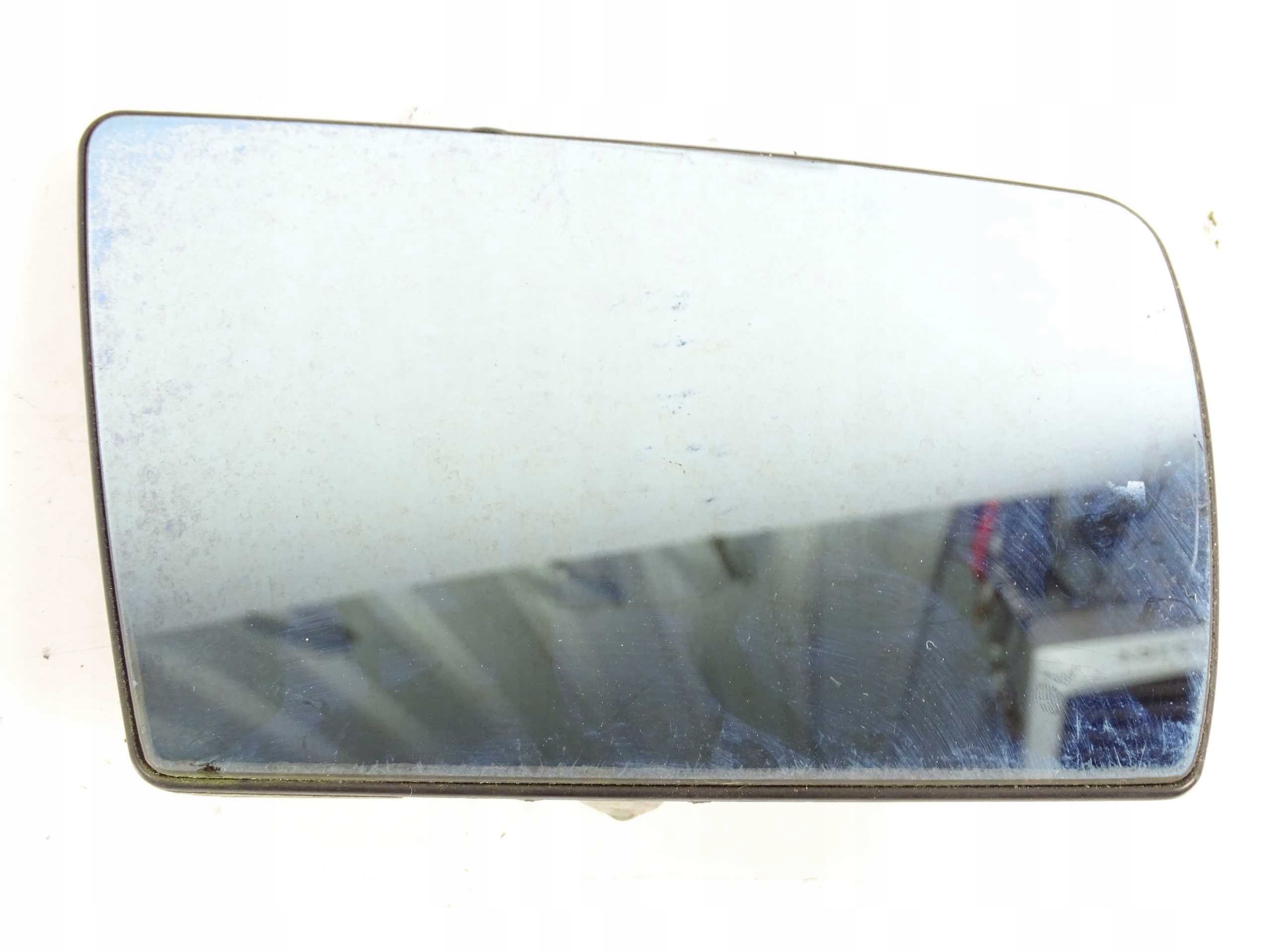 A2028100421 - Mercedes S Class W140 вставка зеркала правый правый