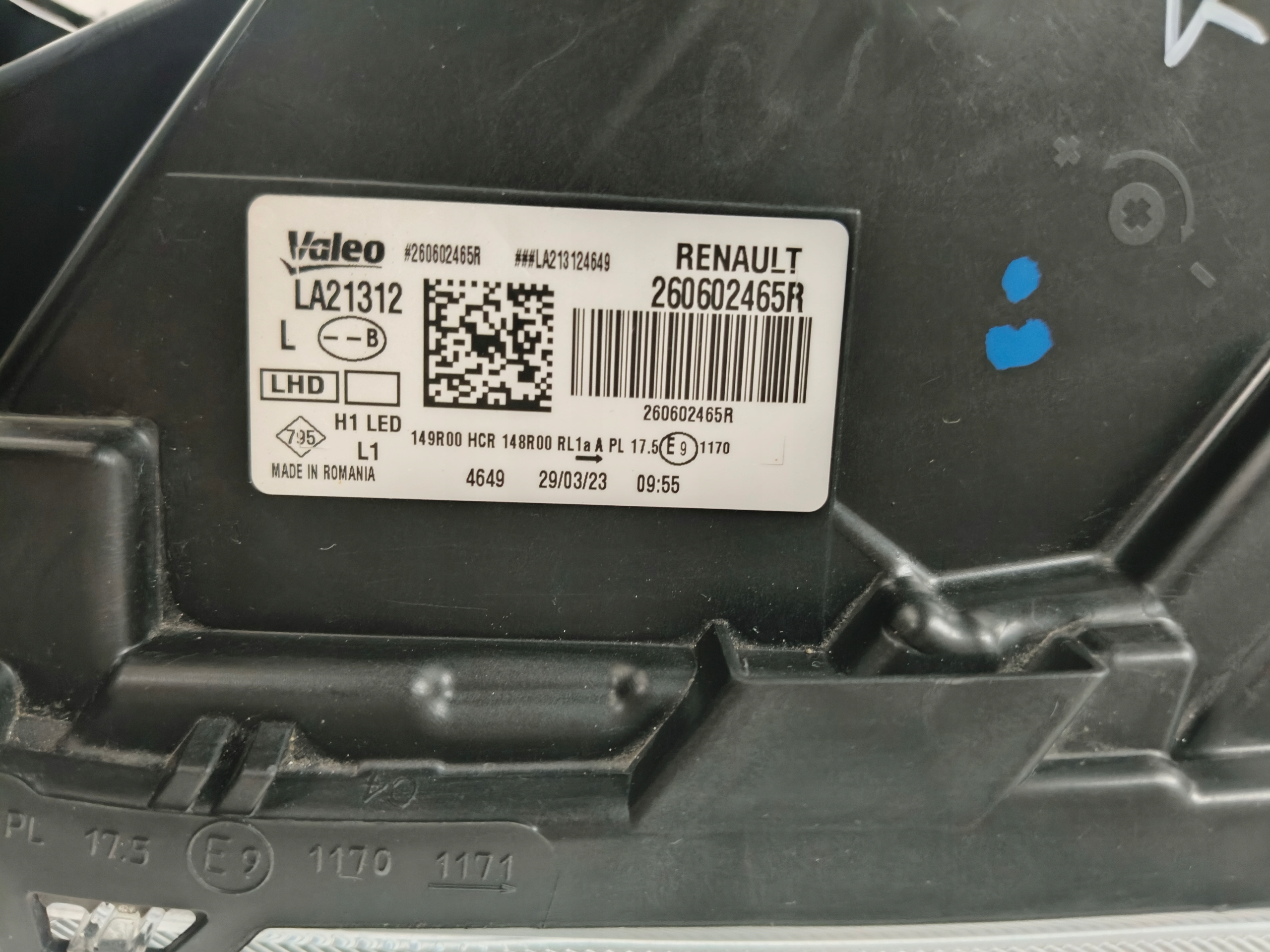 light left REFLEKTOR DACIA DUSTER II 21- LIFT FULL LED