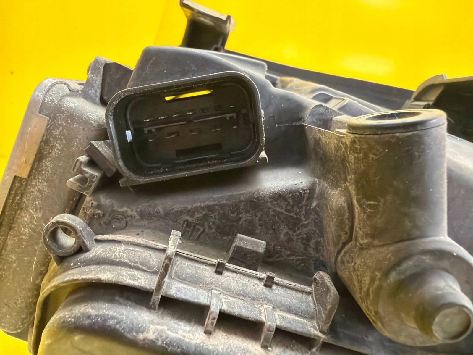 light right BMW 3 E90 E91 Xenon positioning 6942744