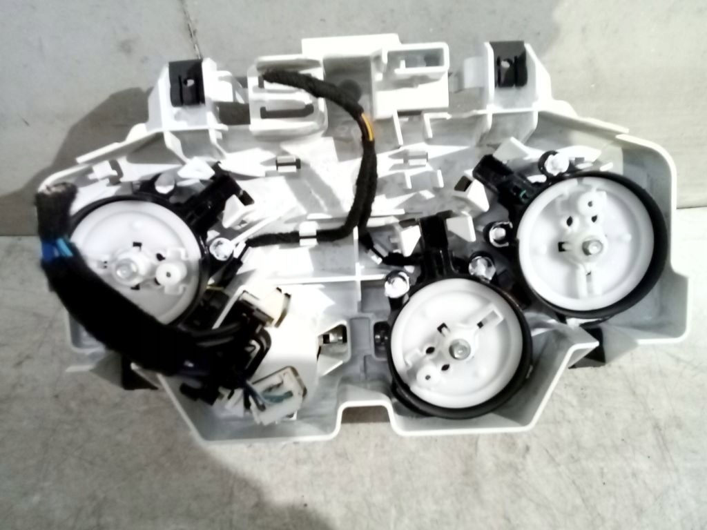 Fiat Panda III 3 control panel air conditioning devices 5P6340100
