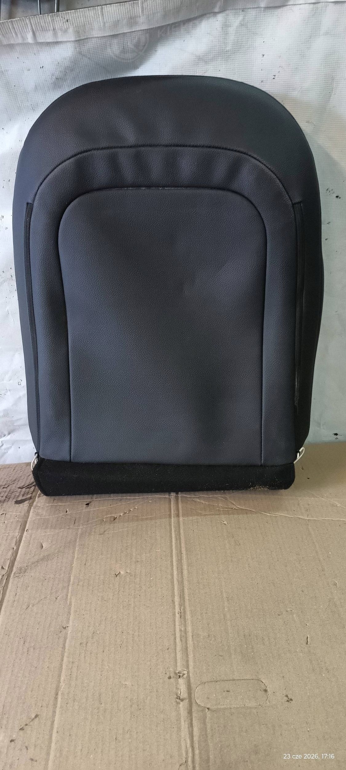 KIA RIO IV OPARCIE seat right front leather 88360-H8060 2017