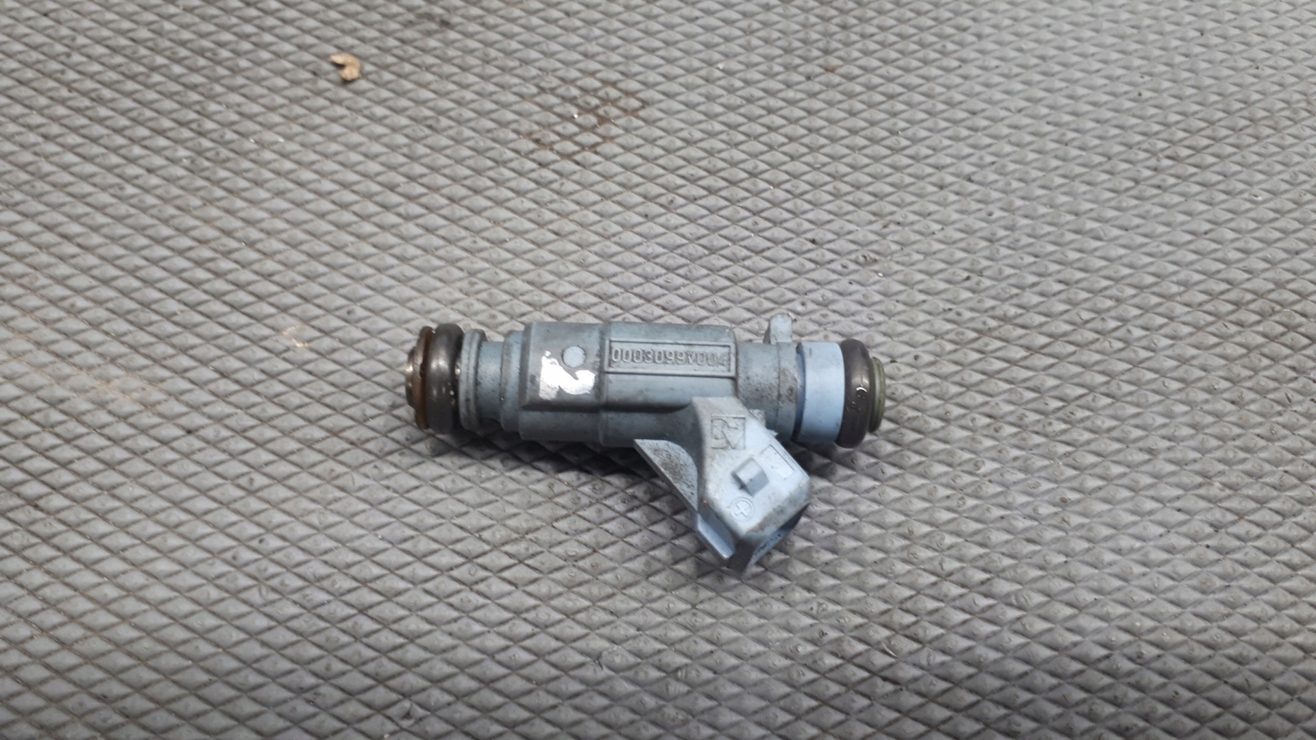 0280155814 Wtrysk wtryskiwacz Smart Fortwo 0.6