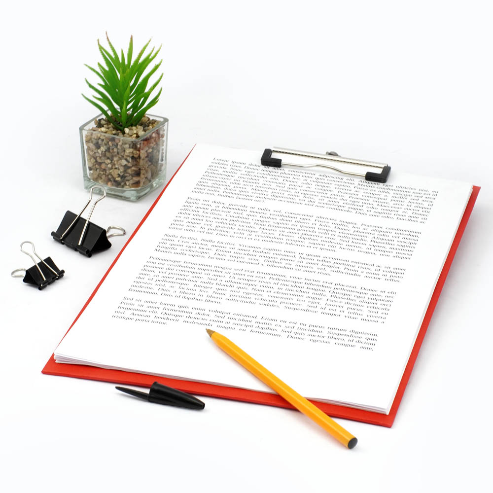 DESKA Z KLIPEM A4 PODKŁADKA CZERWONA Format A4