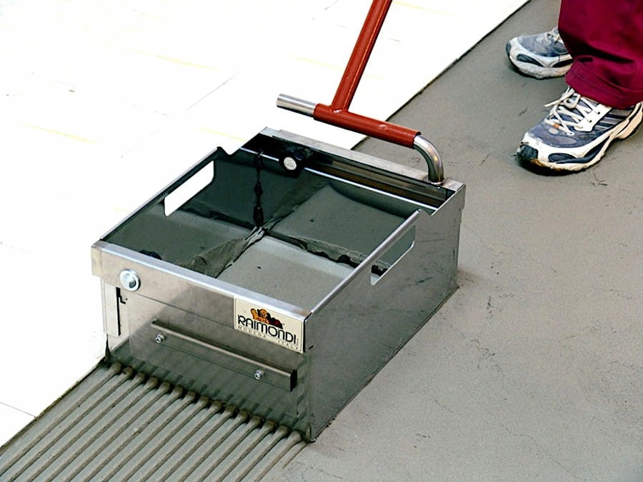 RAIMONDI COLOMBO 66 DO NAKŁADANIA KLEJU DO PŁYTEK Marka Raimondi