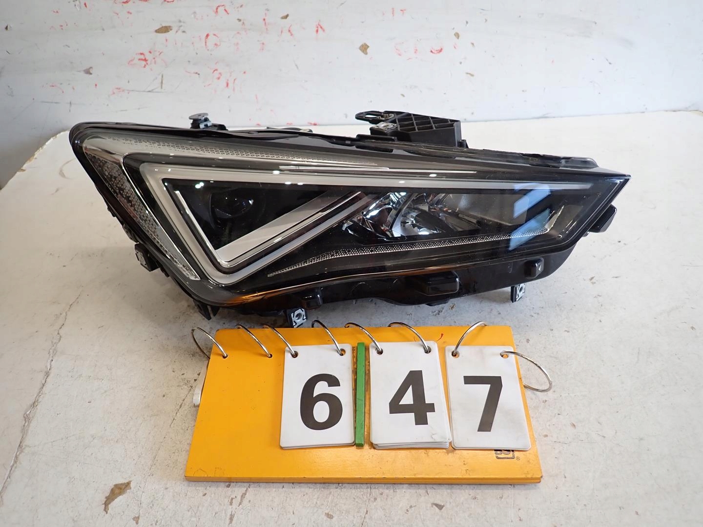 light front right SEAT LEON IV TARRACO FORMENTOR 2020- FULL LED 5FB941008E