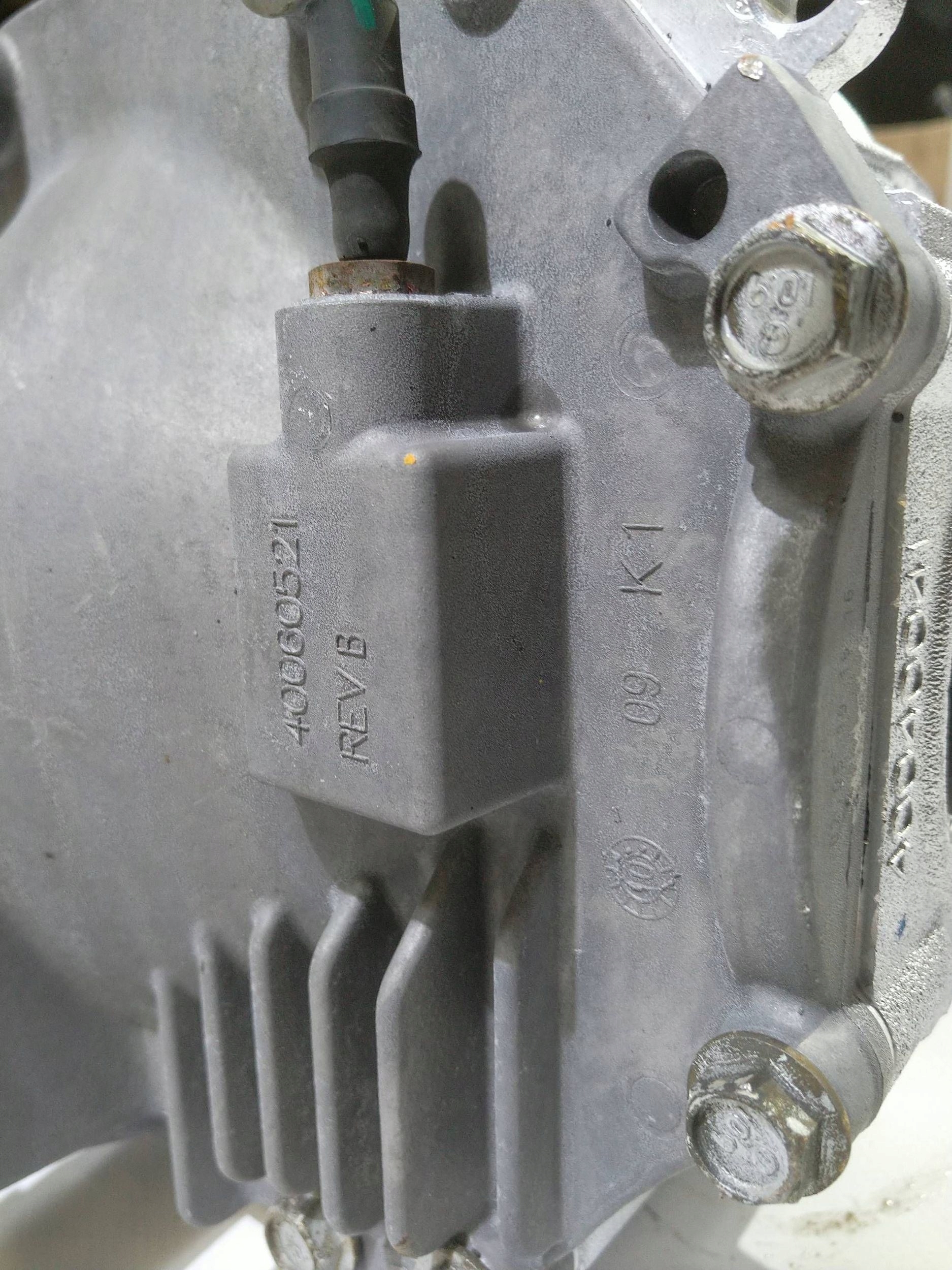 differenziale DIFFERENZIALE dyfernecjal Chevrolet Camaro SS 6.2 V8 3.27 LSD 2009-2015