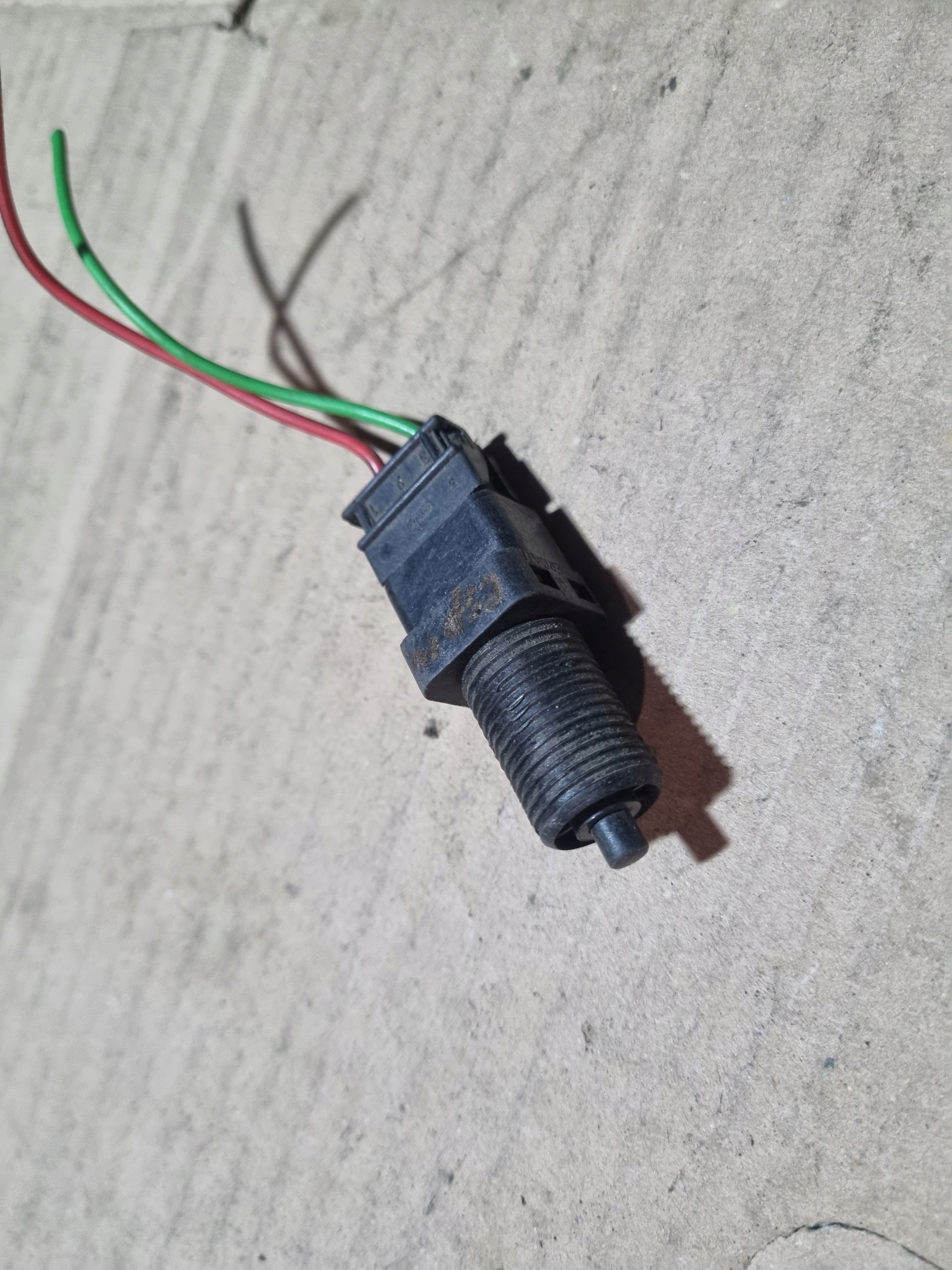 CZUJNIK ŚWIATEŁ STOP HAMULCA RENAULT LAGUNA II