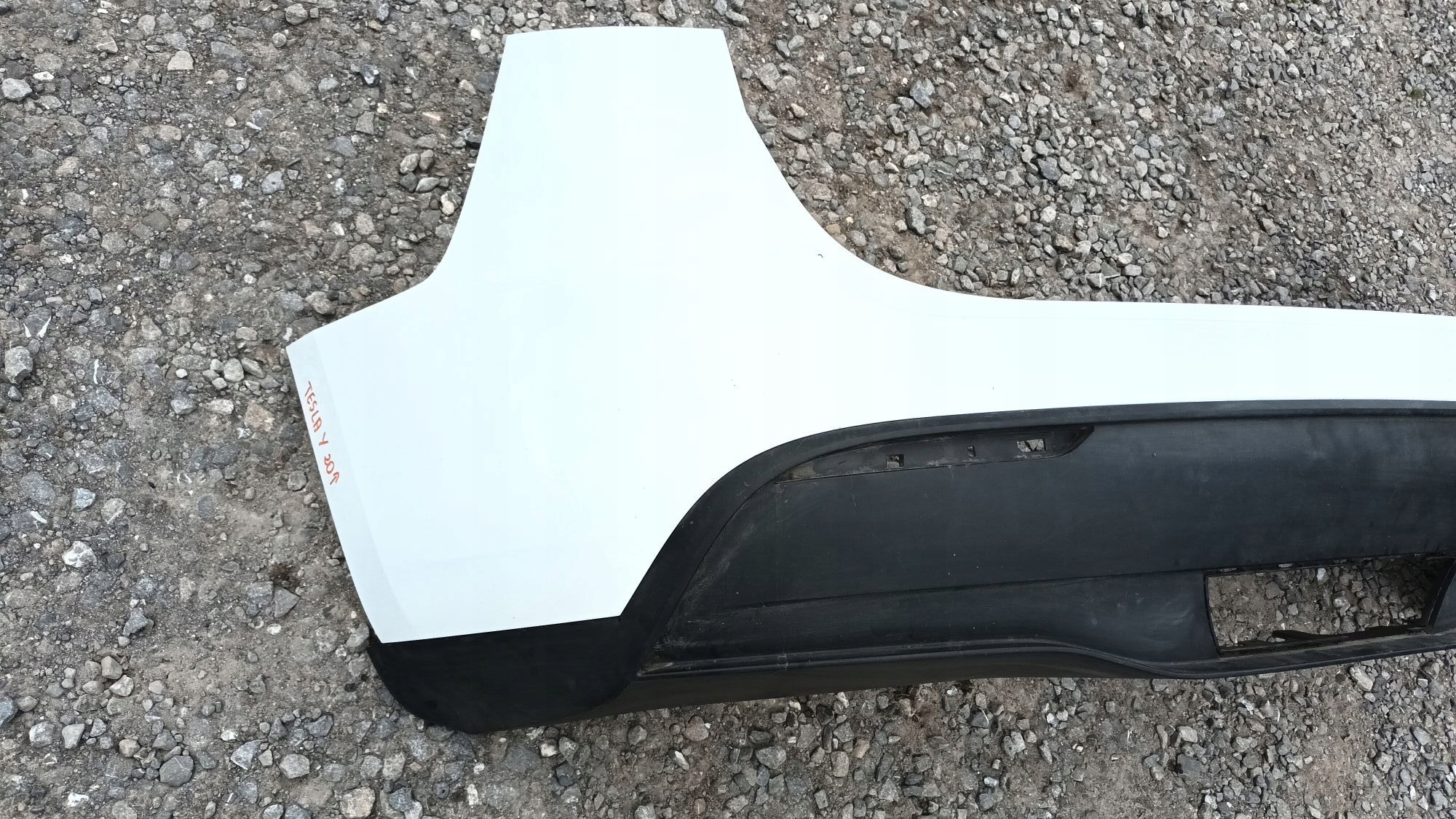 Paraurti posteriore TESLA Y 2020R->