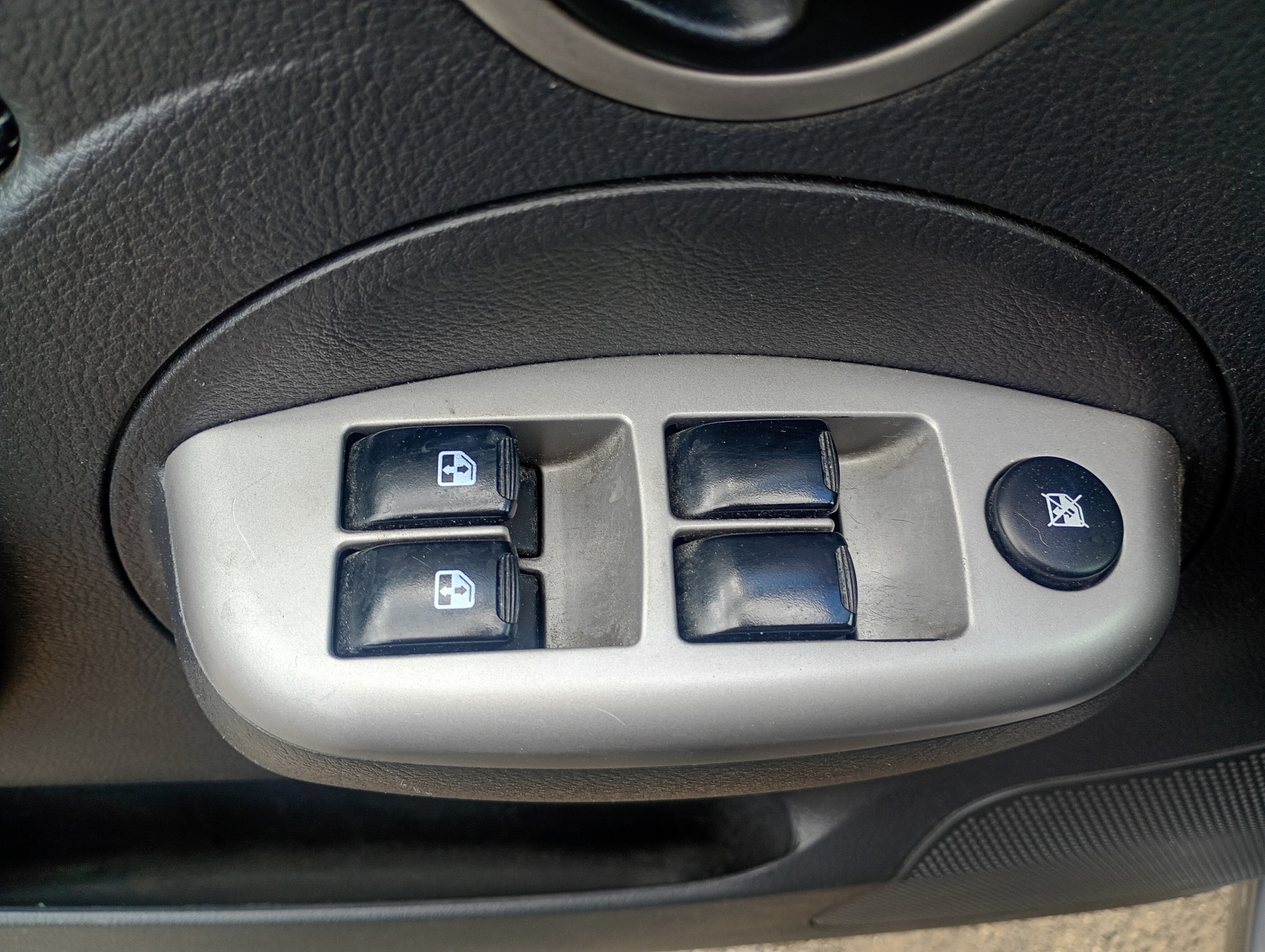 switch switch PANEL windows left front Chevrolet Kalos T255 08