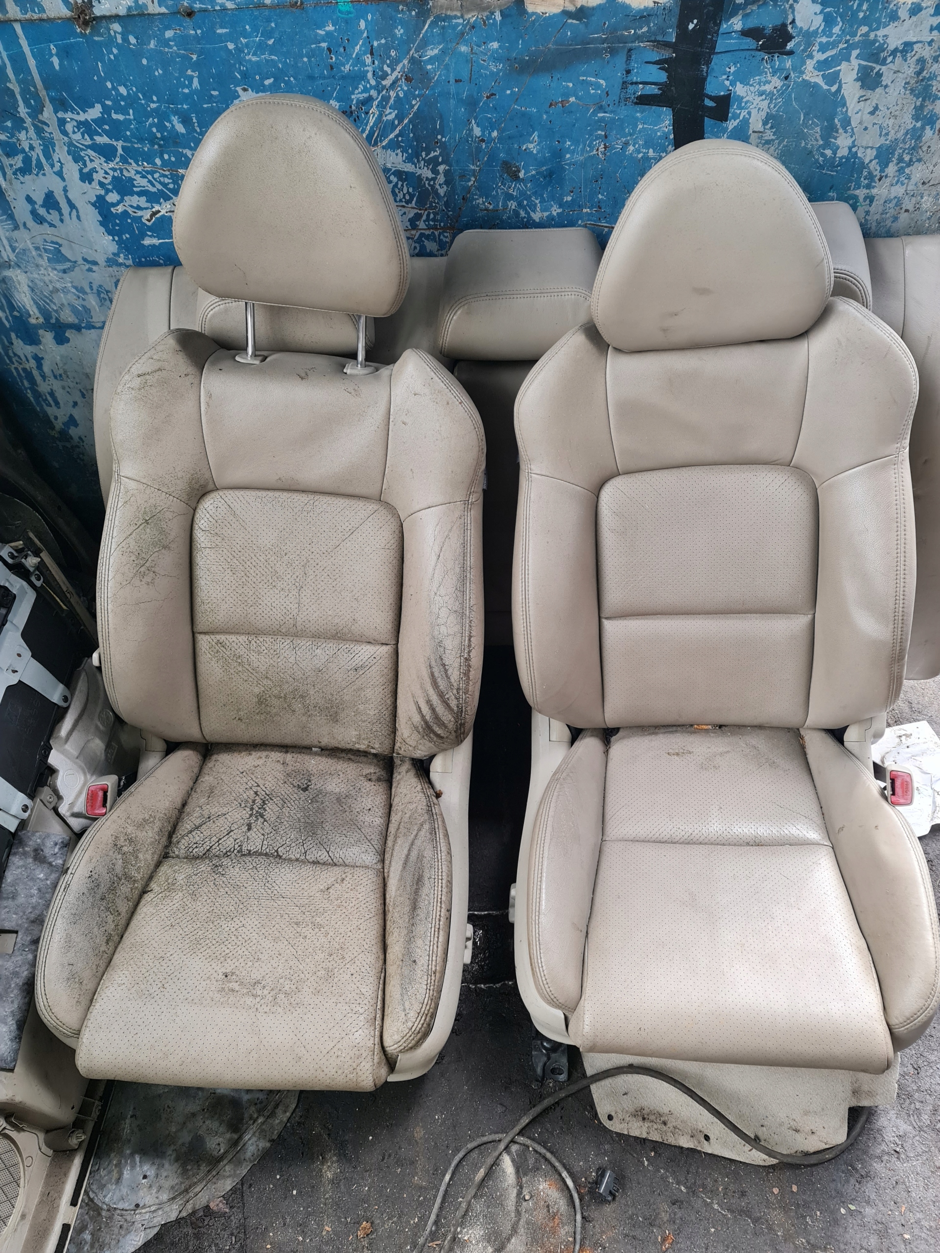 СТІЛЕЦЬ СИДІННЯ СИДІННЯ SUBARU LEGACY 03' EU СЕДАН