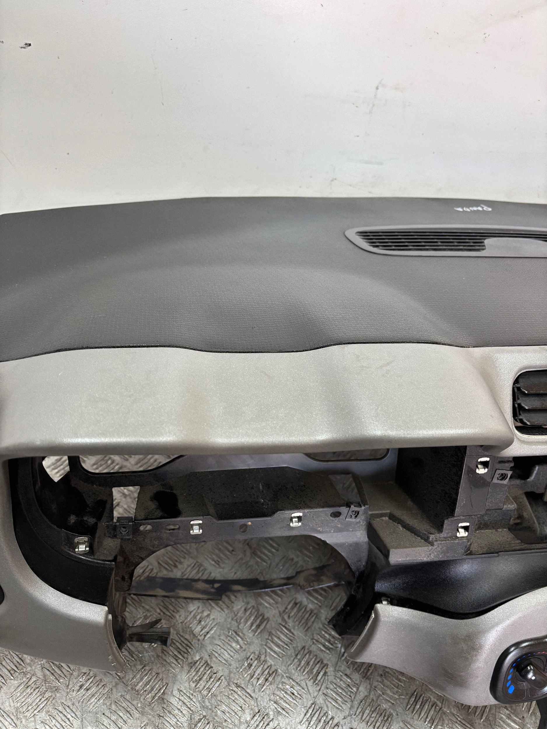 dashboard console airbag adjusters FIAT PANDA III 3 11