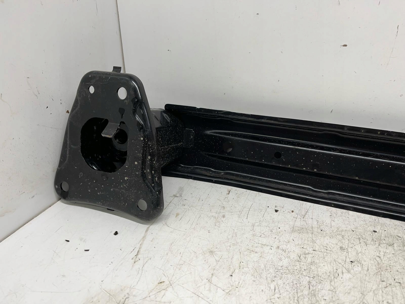 TOYOTA PRIUS 4 IV bumper support rear part 2018