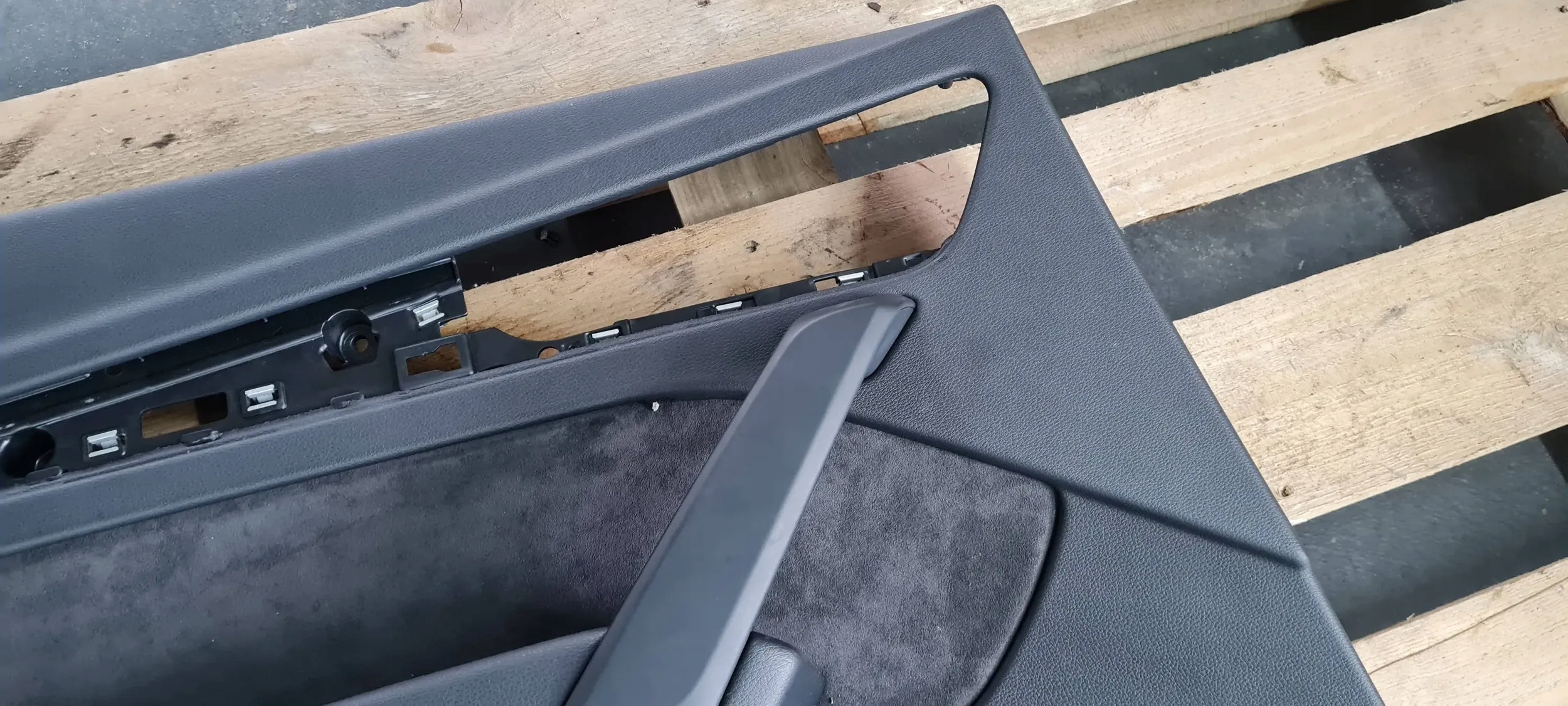 Q5 80A side upholstery door left rear part rear ALCANTARA