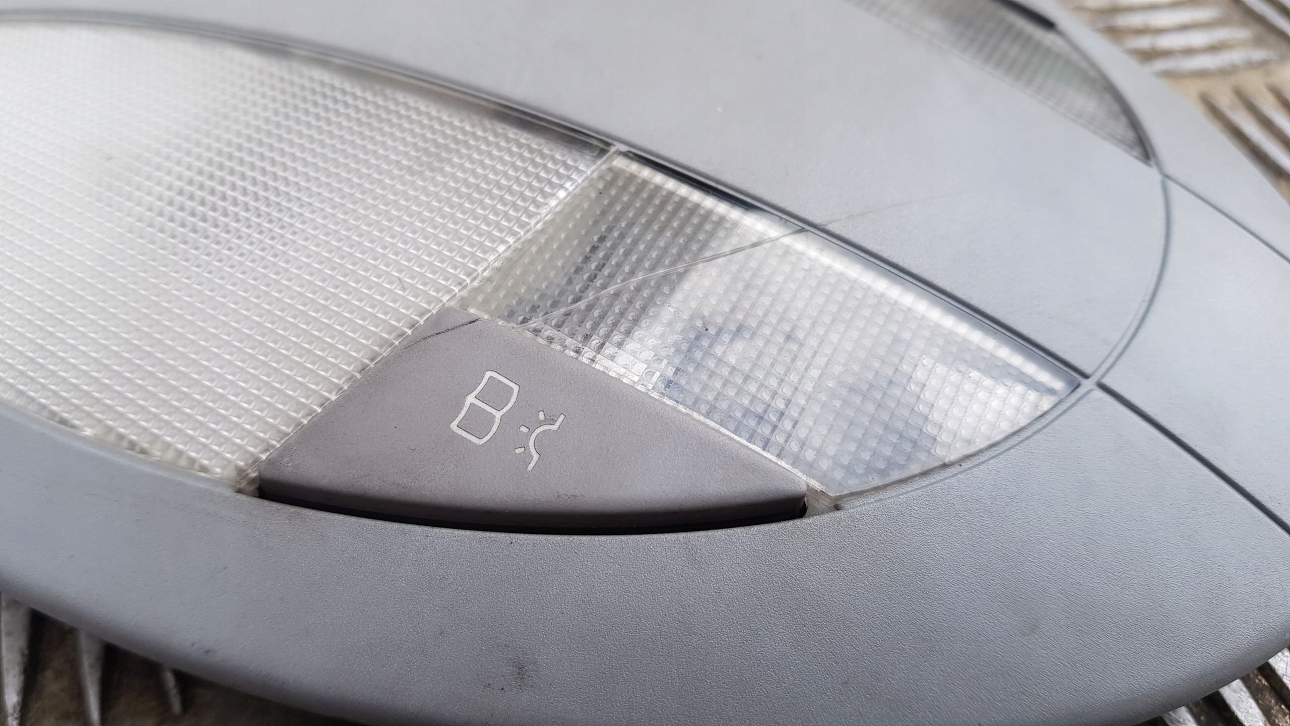 MERCEDES W211 OSWIETLENIE cabs light