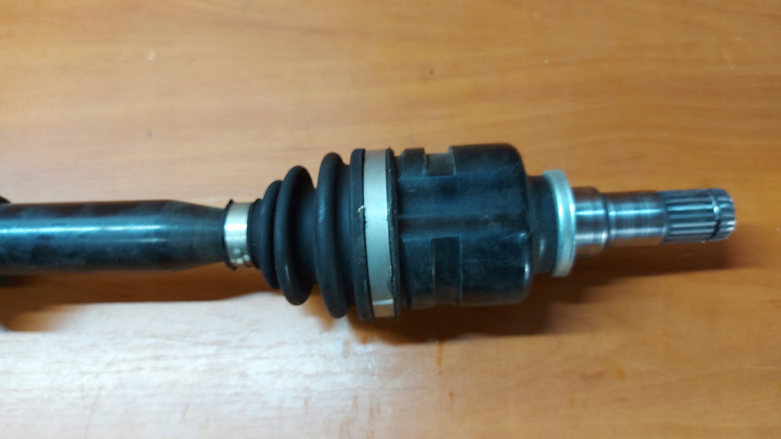 semi-axis joint right right front TOYOTA AURIS II 12- 1.6 1.4