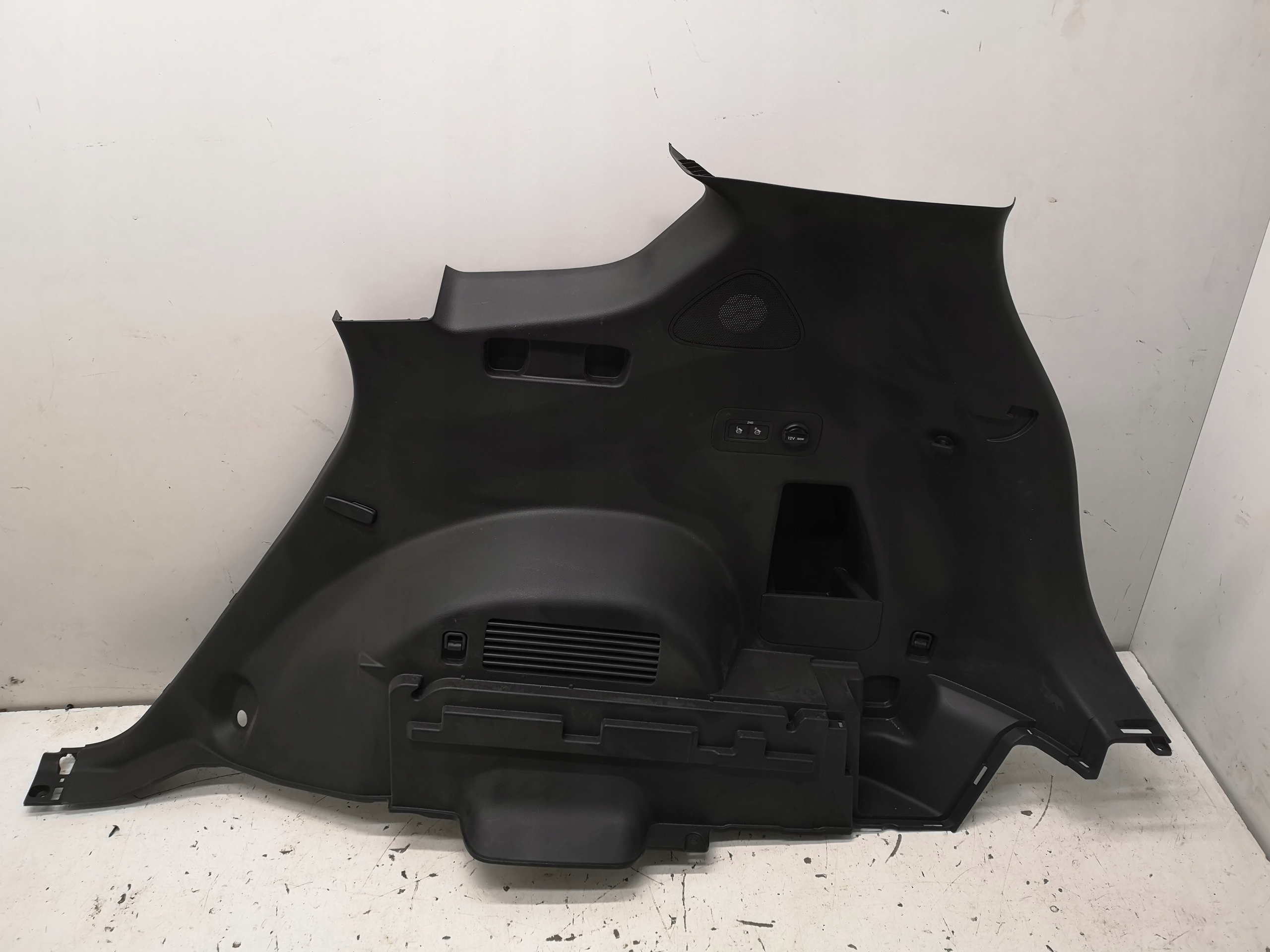 85740-S1400 - SANTA FE IV ЛІФТ БЕКОН БАГАЖНИК ПРАВИЙ