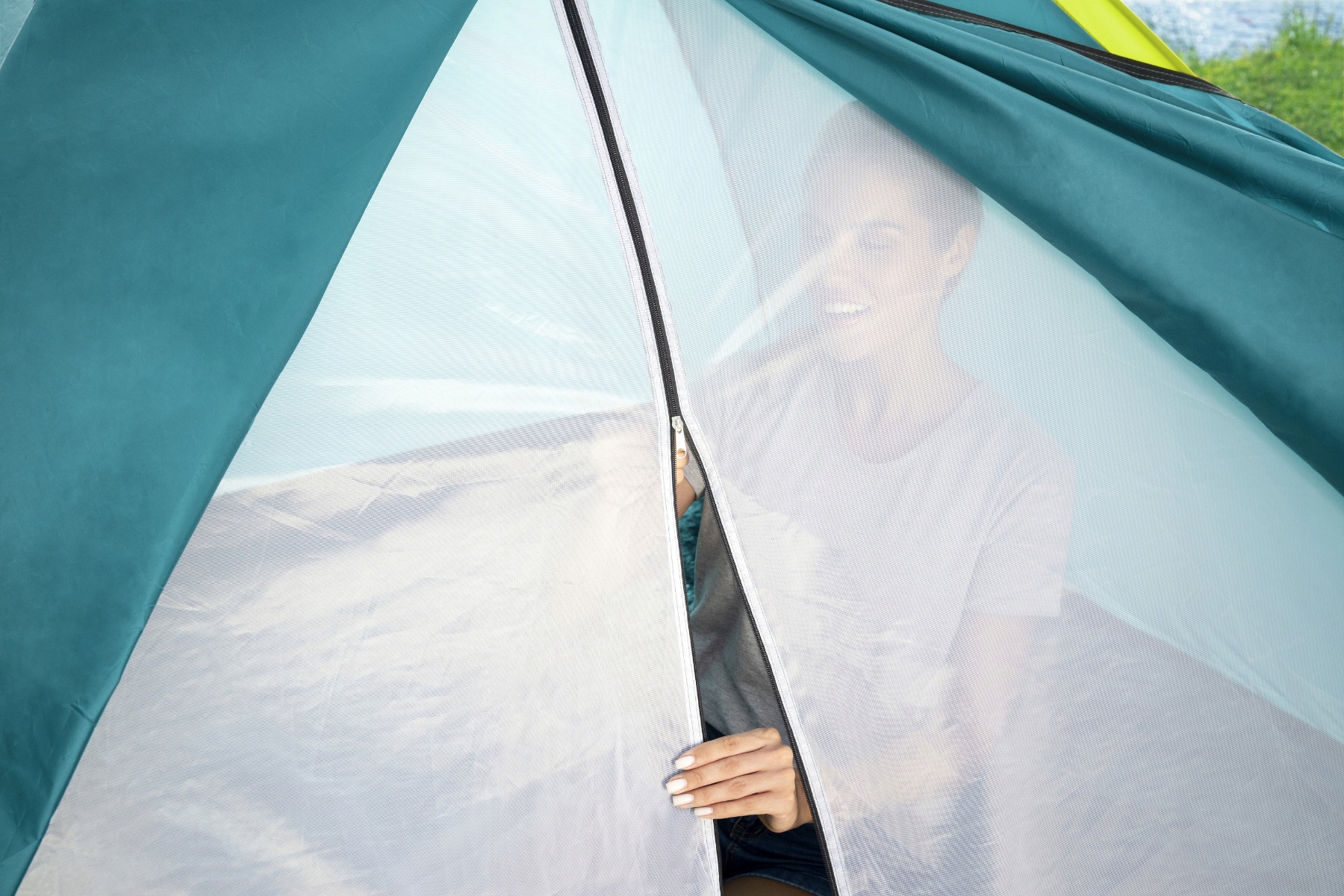 NAMIOT DWUOSOBOWY TURYSTYCZNY KEMPINGOWY Z TORBĄ 205x145cm BESTWAY 68084 Model 68084