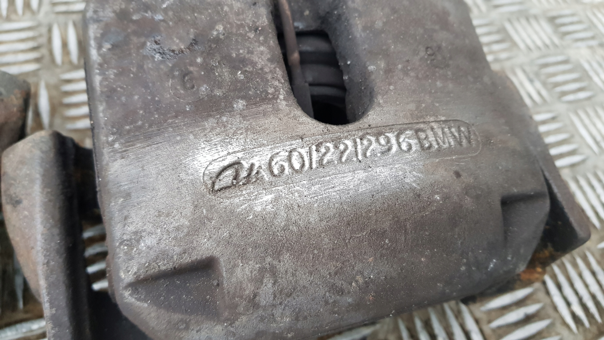 E39 Bremssattel Bremse Sattel Brems- vorne links rechts 60/22/296