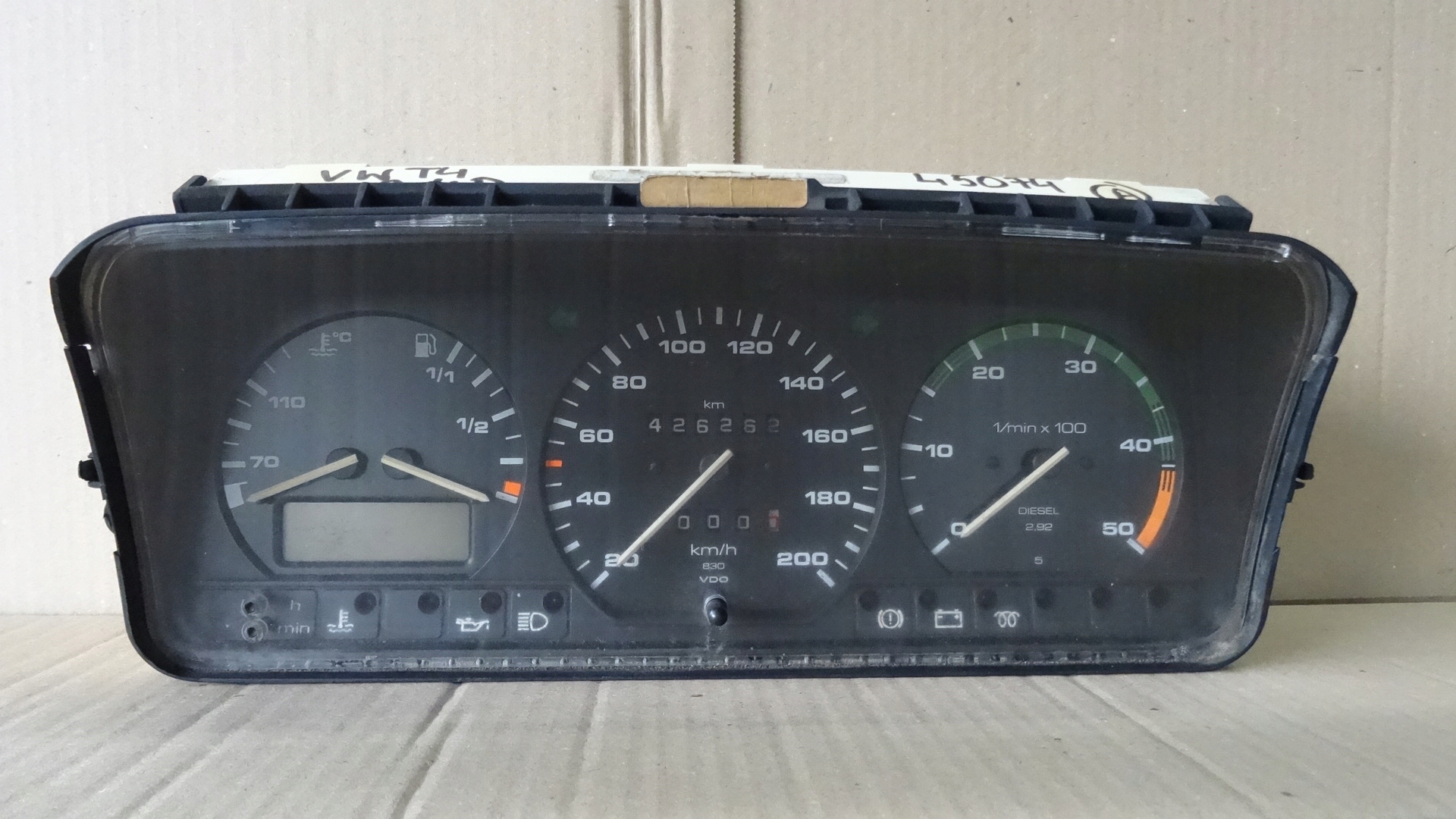 vw transporter T4 2.4d спидометр 81117657
