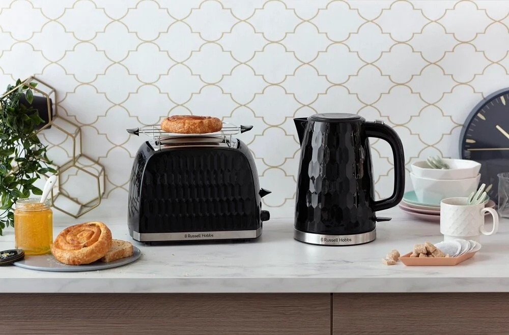 Toster RUSSELL HOBBS Honey Comb 26061-56 Czarny Kolor dominujący czarny