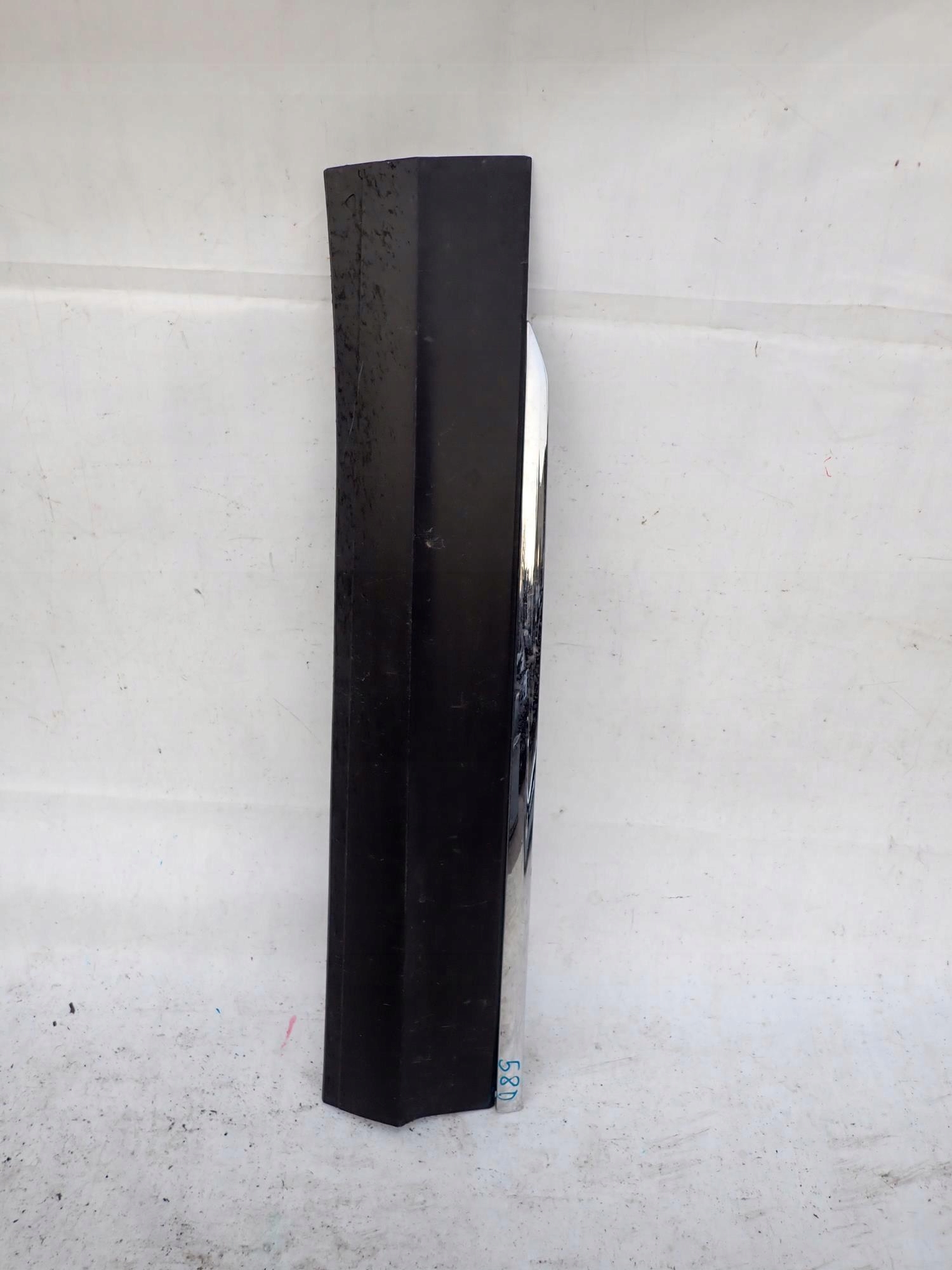 VW TIGUAN II 2 16-24 cap moulding door left front