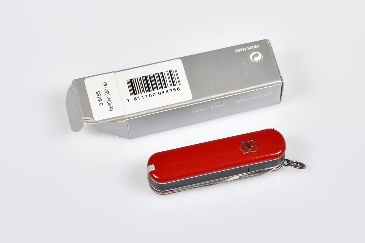 Mały scyzoryk z obcinaczem do paznokci Marka Victorinox