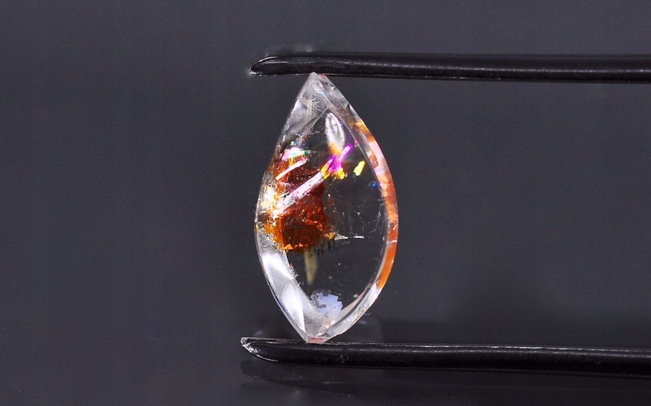 Křemen s řebříčkem konvexní nepravidelná dlažba 14