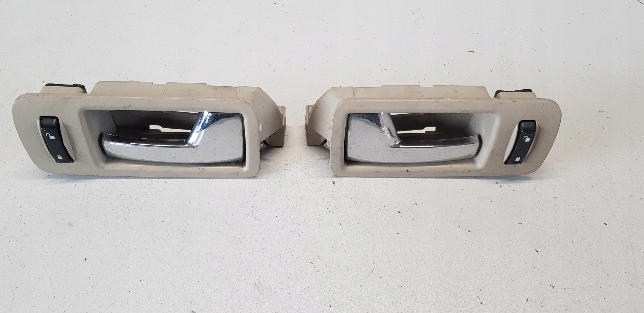 FORD MUSTANG 2005 2009 НАРУЖНАЯ РУЧКА ДВЕРИ ЛЕВАЯ