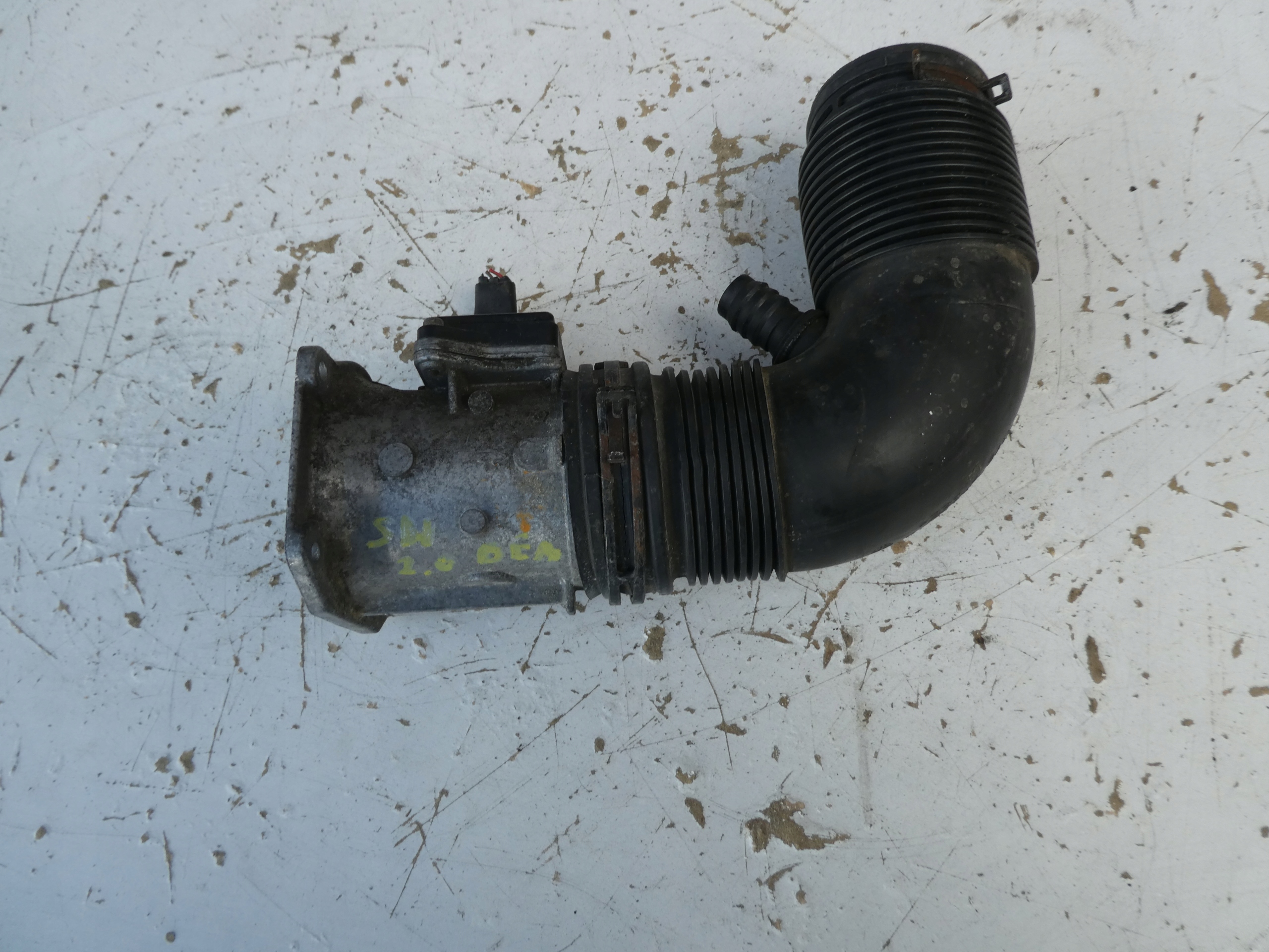 AUDI A4 B5 1.8 Luftmassenmesser 037906461B