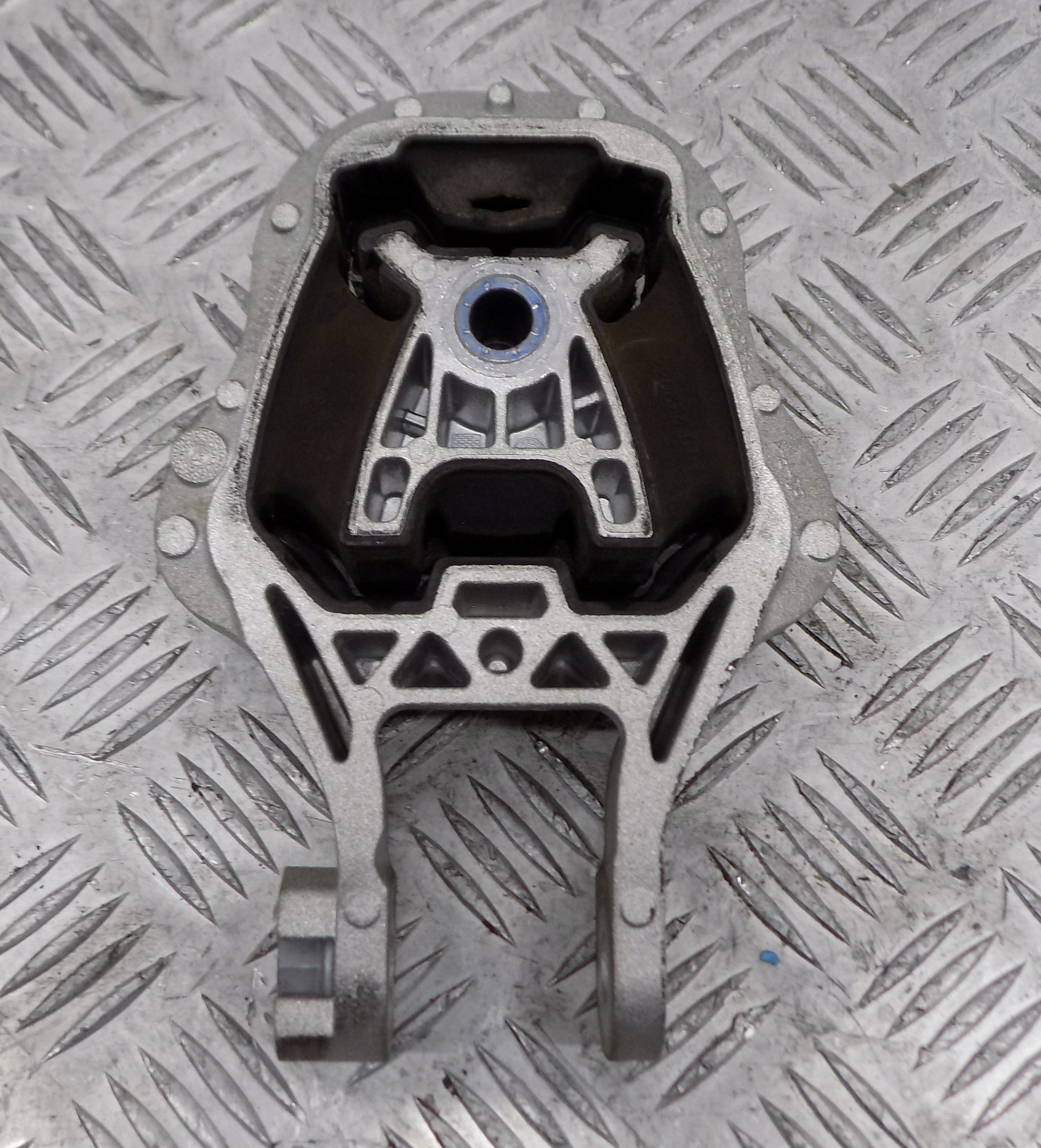 BMW 2 ACTIVE TOURER U06 supporti motore usato 8844514