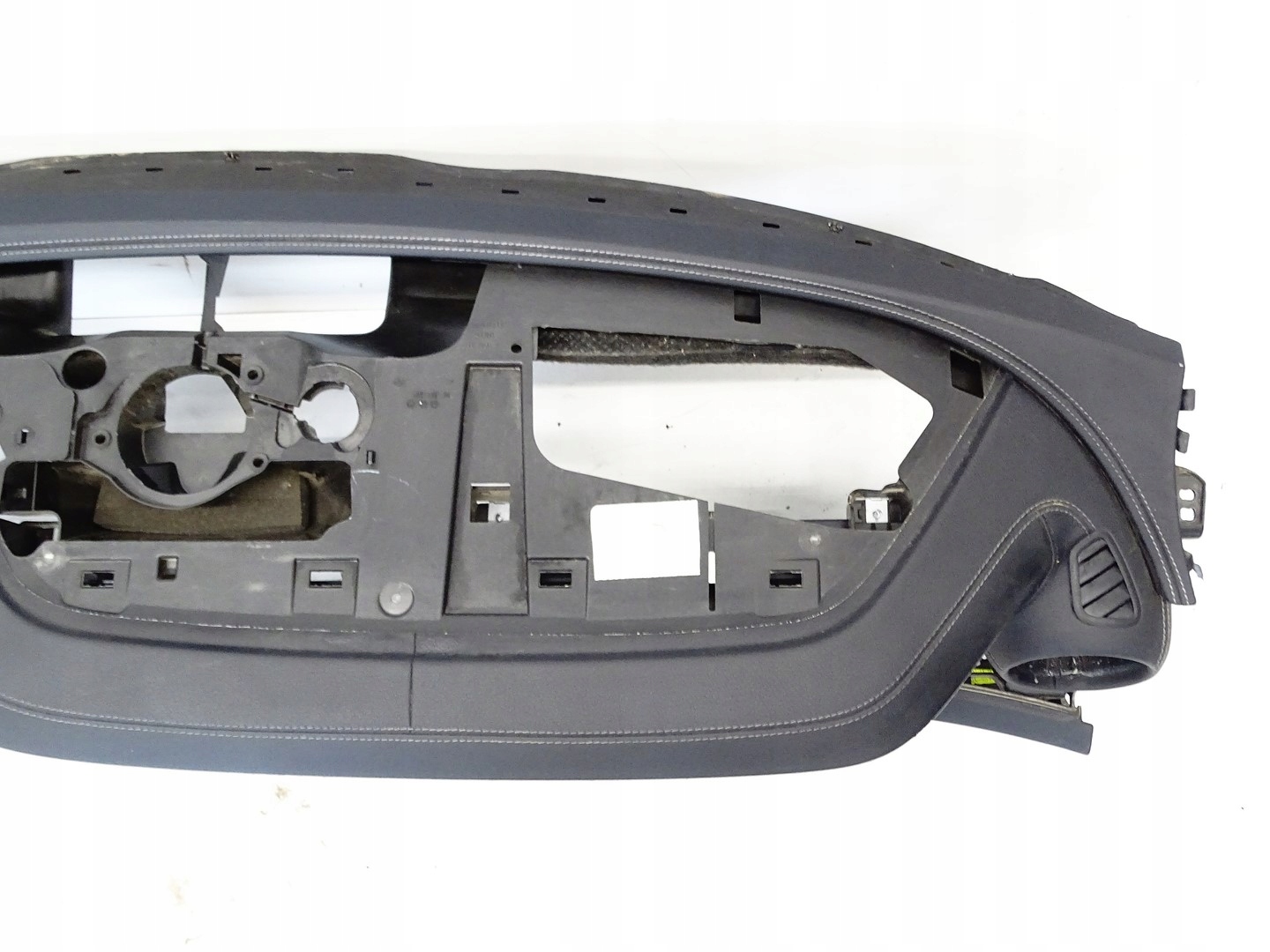 dashboard instrument panel cockpit console MERCEDES CLS W257 A2136809904 RHD UK