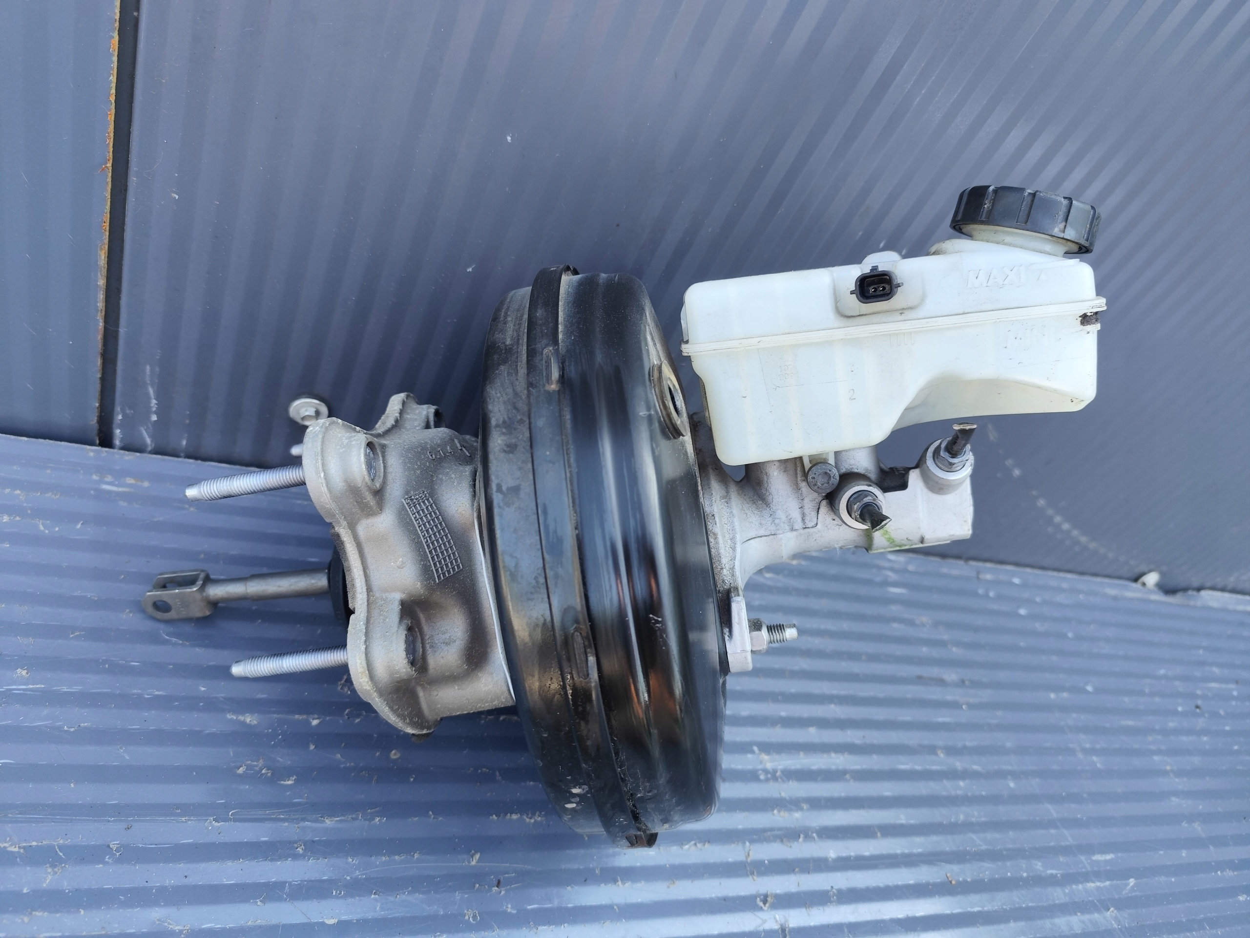 RENAULT CLIO IV Servo