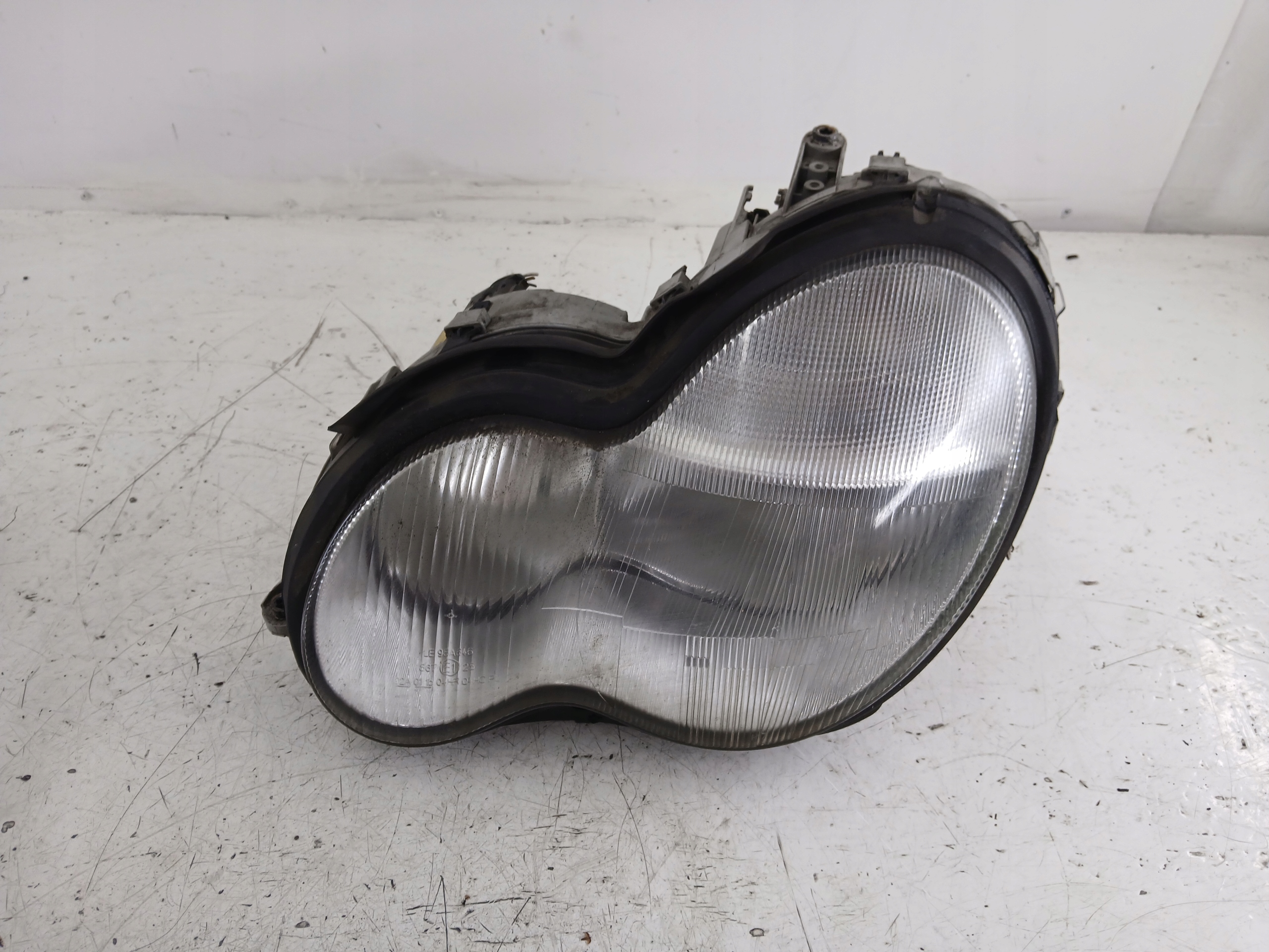 light left front MERCEDES W203 0301166201 00-04