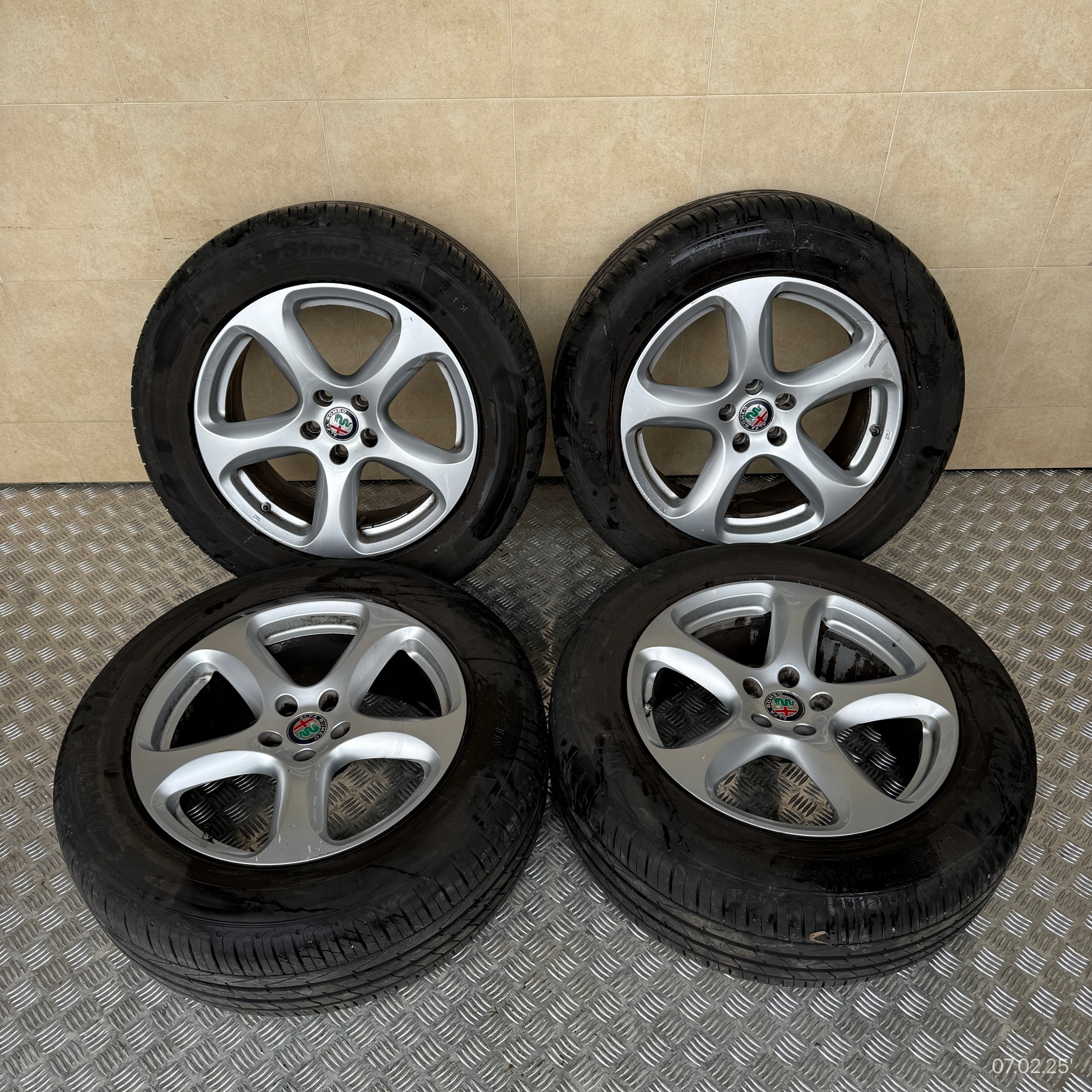 discs wheels tyres ALFA ROMEO GIULIA HANKOOK 235/60/18" 5MM summer