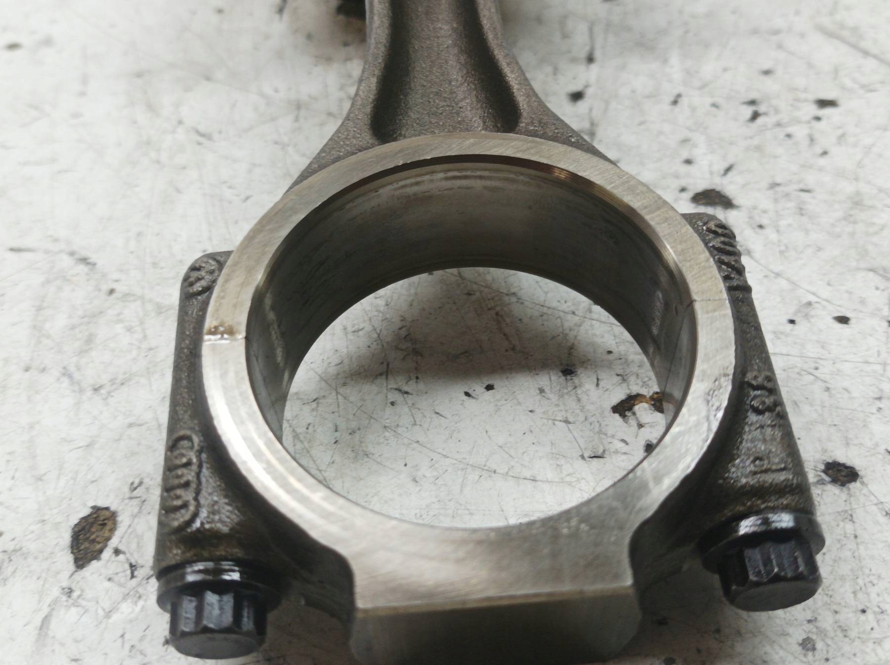 piston connecting rod 80.95 2.0 TDI Audi A4 III (2004-2008) B7