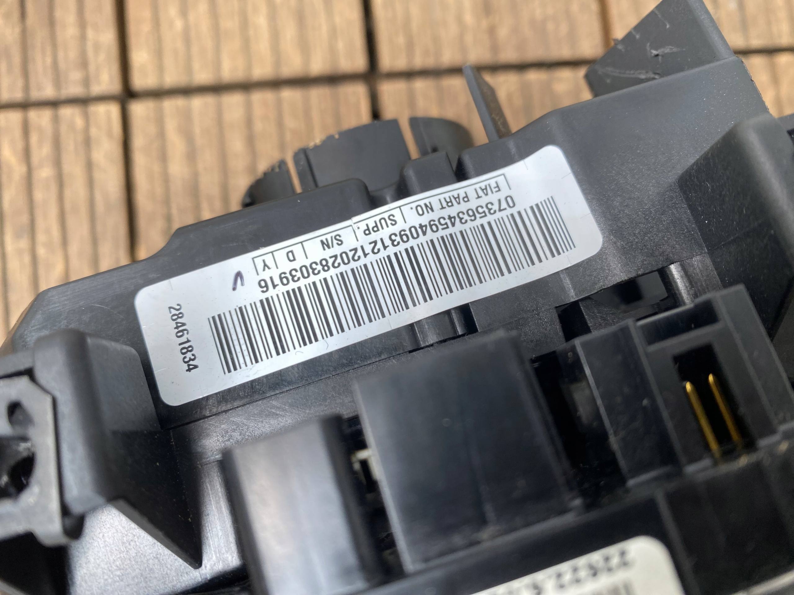FIAT TIPO II 2015- control levers ring original 28461834