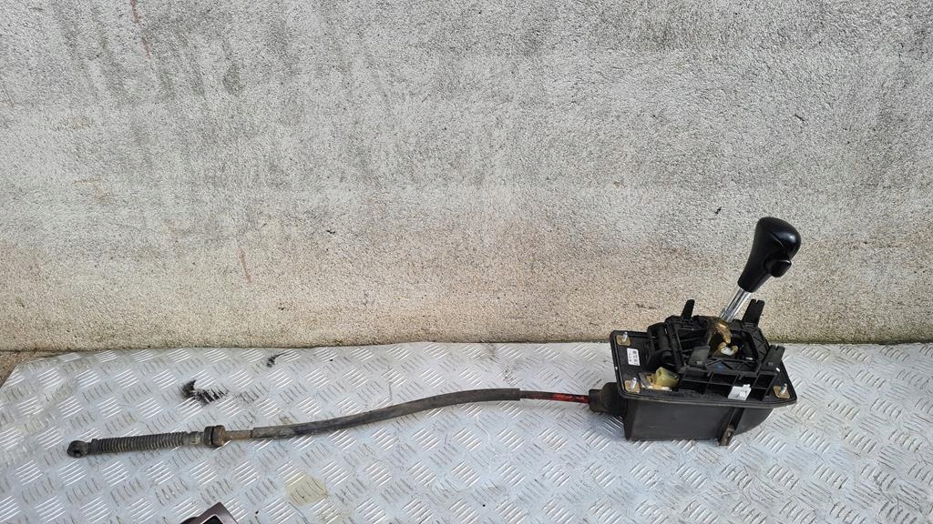 4B0713041E - AUDI A6 C5 97-01 2.5 TDI селектор рычага автомат