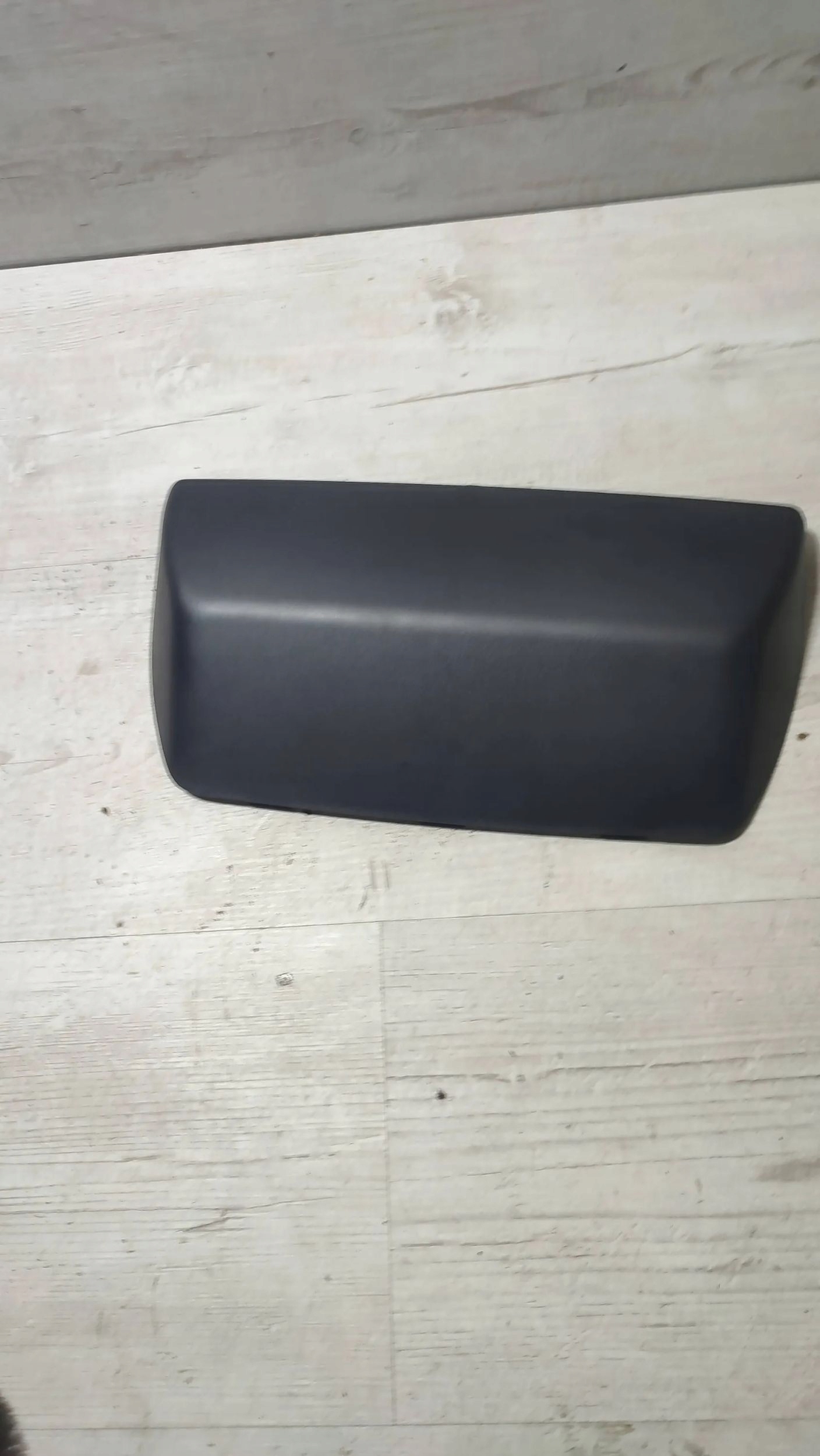 Dacia Duster II 17r 1.2 Blende Abdeckung Trzeciego swiatla stop