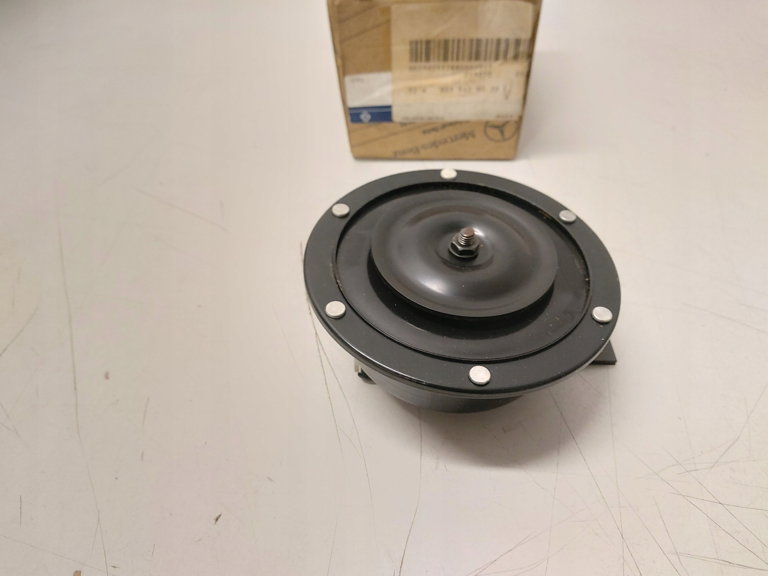 A0035420520 - MERCEDES W460 W461 T1 утка Варио Рог орг АСО