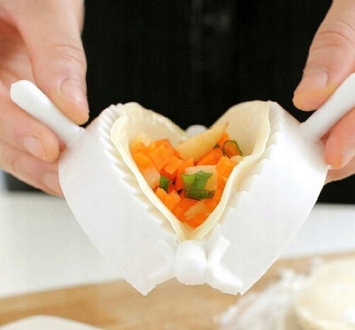 ZESTAW FOREMEK 3 SZTUKI FOREMKI DO PIEROGÓW USZEK Marka 7&7