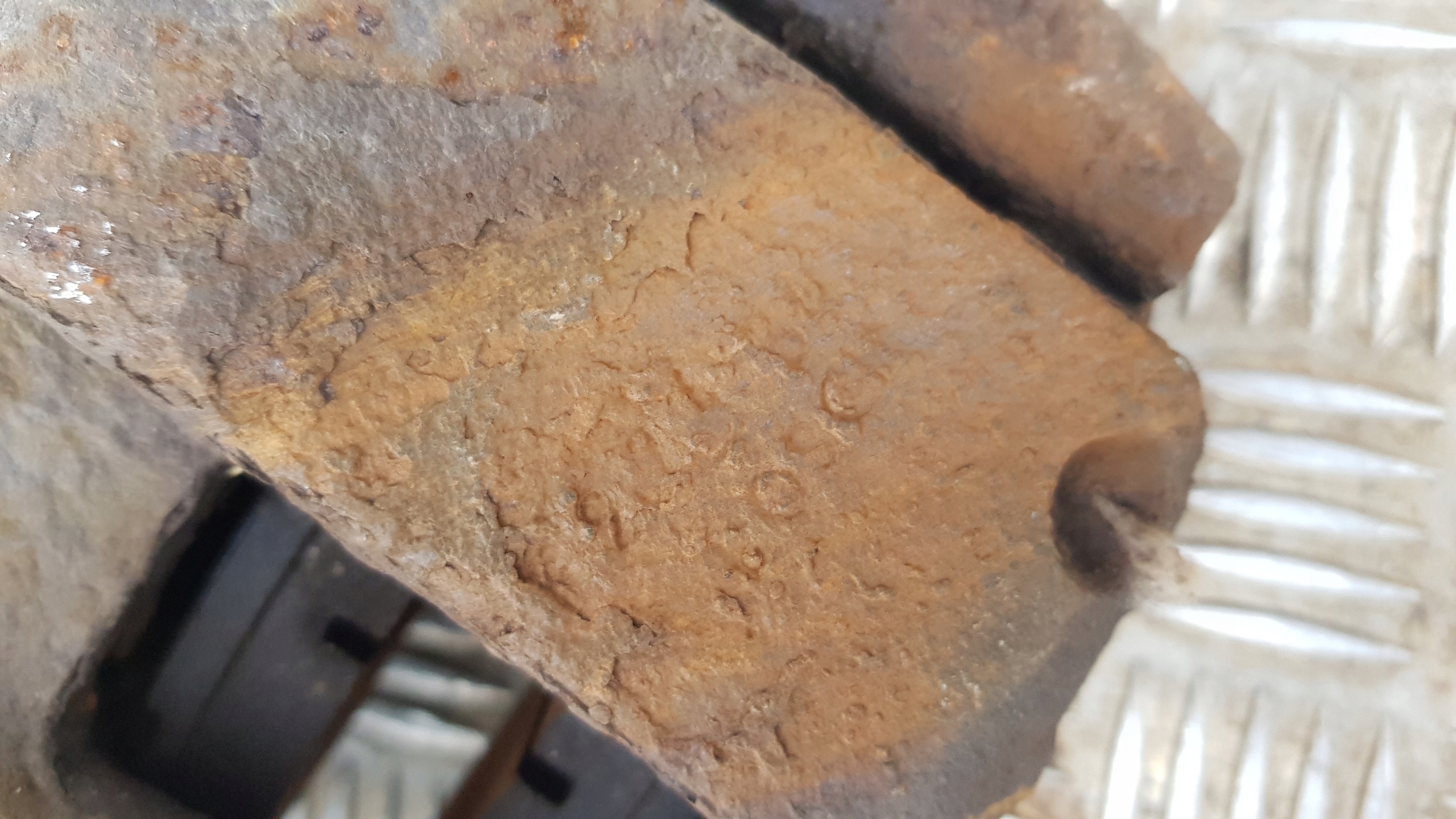 C4 1.6 HDI caliper brake front left right
