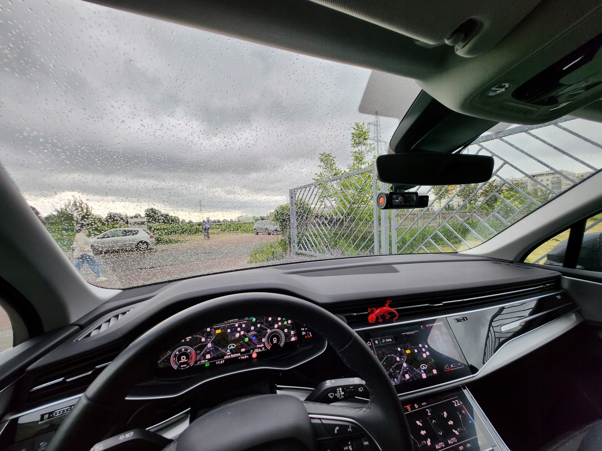 REJESTRATOR VANTRUE N4 PRO 3CH 3 KAMERY + KARTA VANTRUE 128GB Marka Vantrue