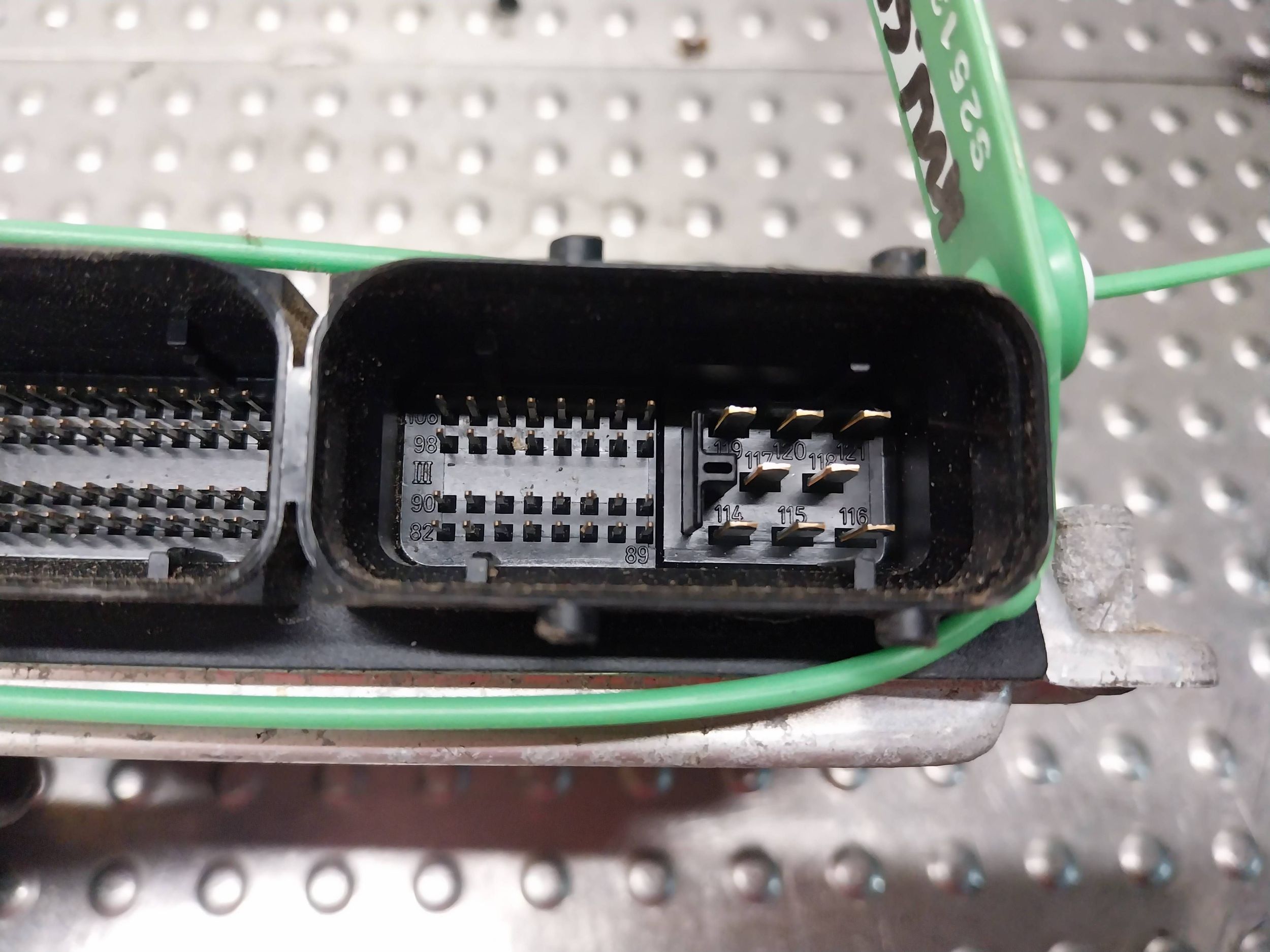 computer control unit of the engine 045906019CA 0281012195 VW POLO IV 1.4 TDI