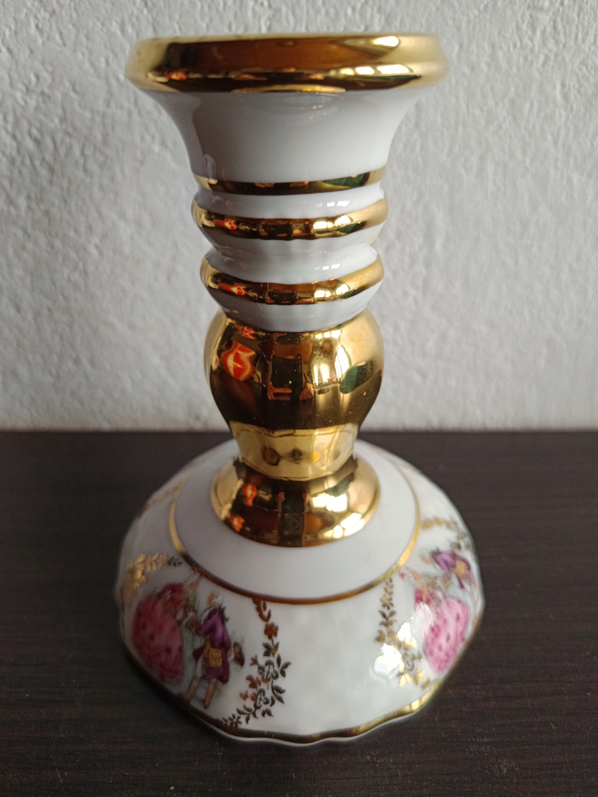 PIĘKNY PORCELANOWY ŚWIECZNIK