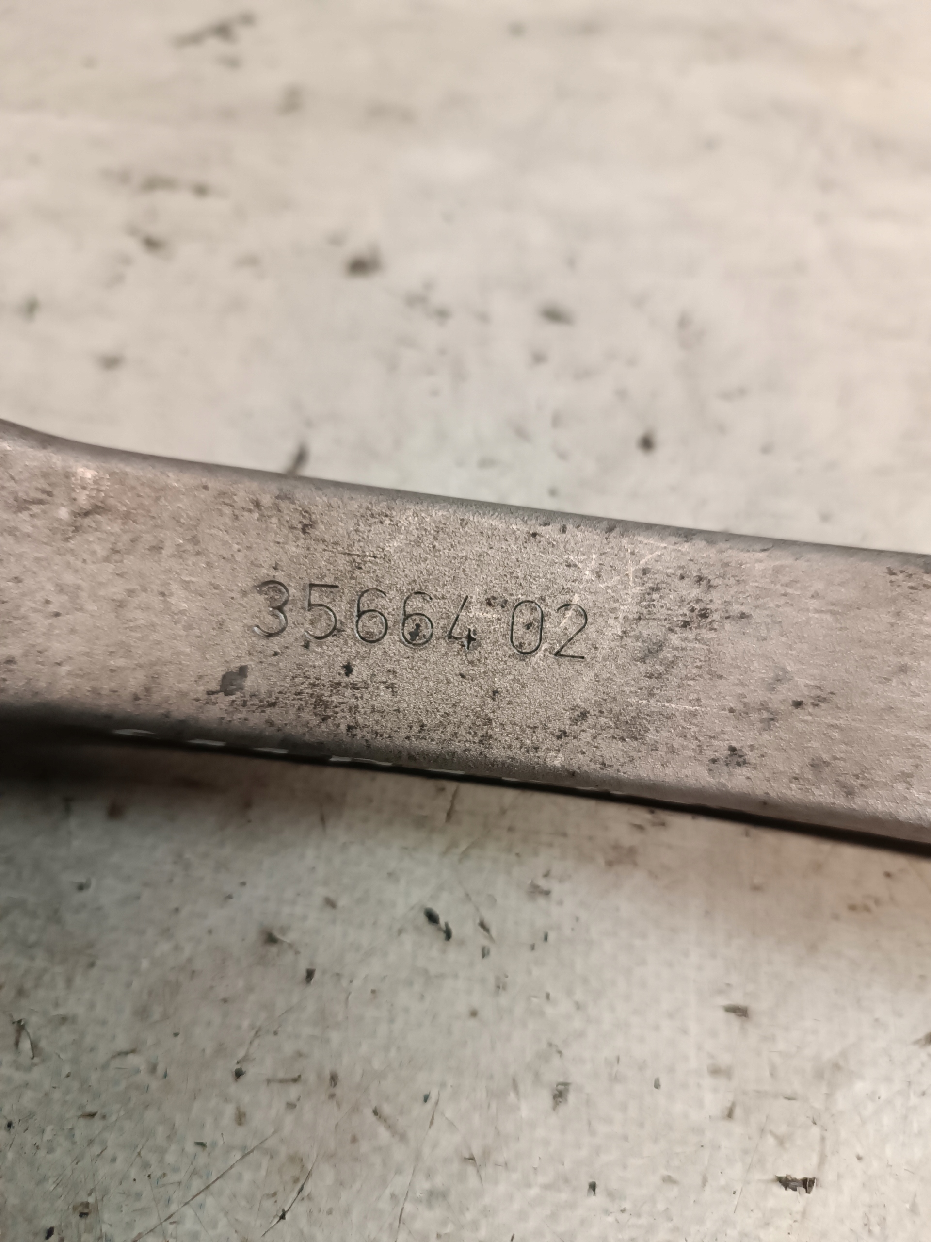 arm right front MERCEDES W203