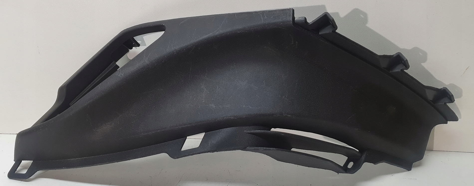 1B001346 - Обтекатель наполнитель Piaggio Liberty 125 2018 + r