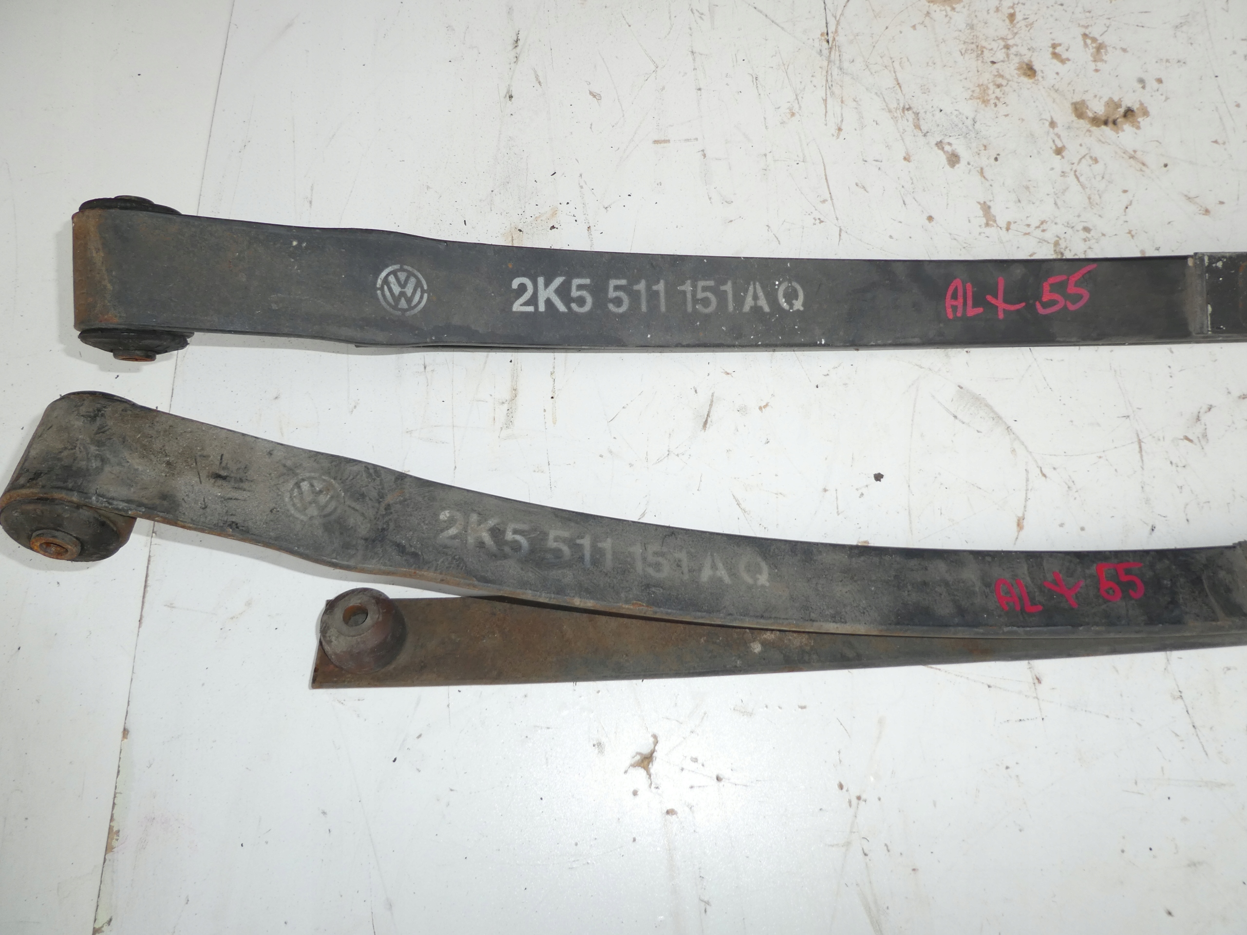 VW CADDY 2K5 2K5511151AQ RESOR RESORY