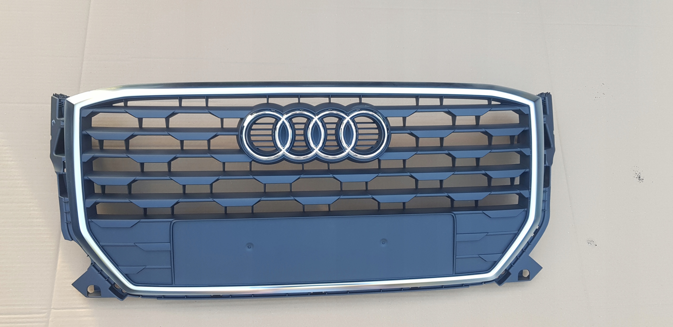 РЕШЕТКА РАДИАТОРА РЕШЁТКА БАМПЕР ПЕРЕД AUDI Q21a 2 II1a853651 ЦЕЛОЕ