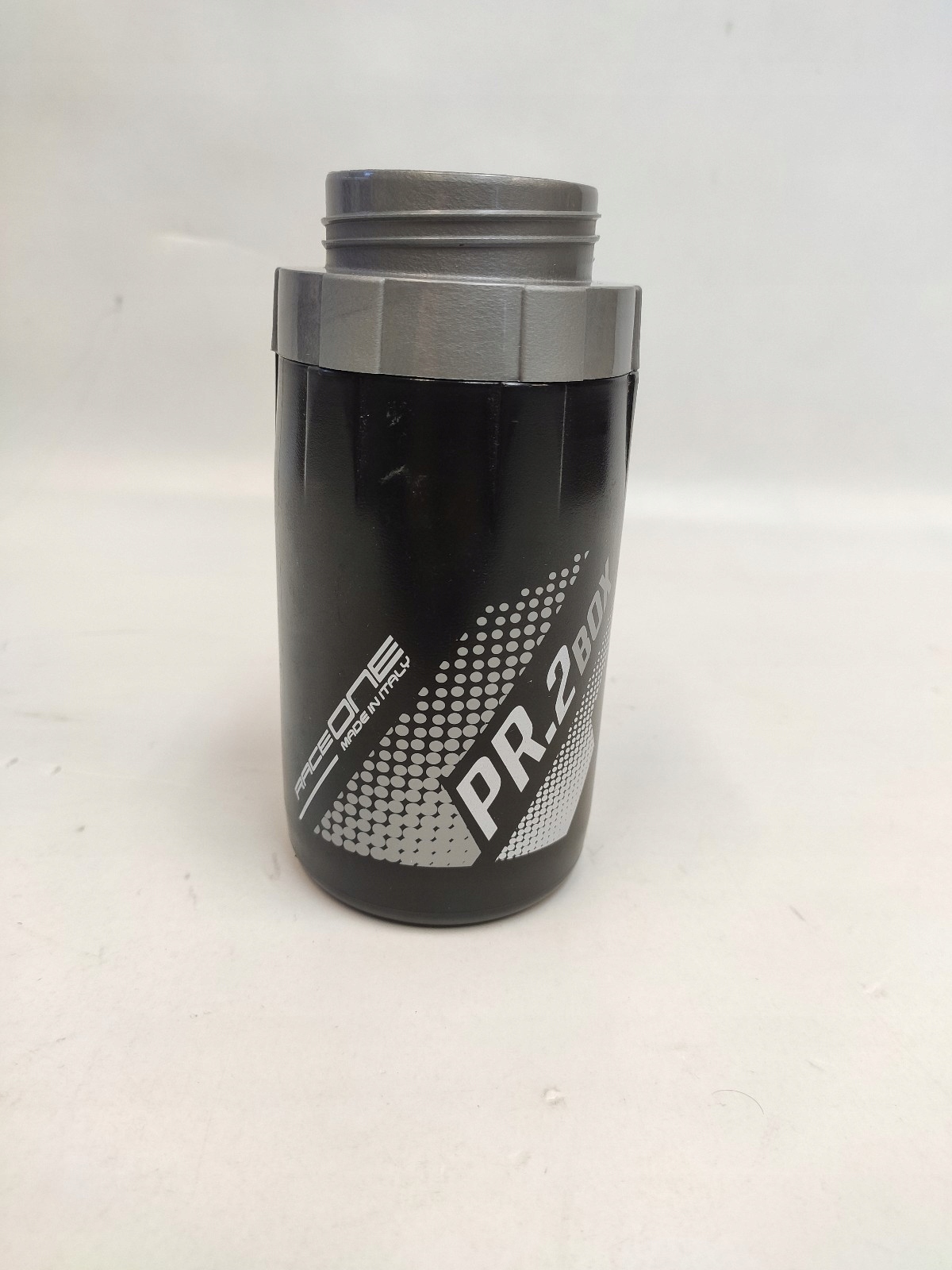 RaceOne PR2 BOX pojemnik na narzędzia 500 ml bidon Marka RaceOne