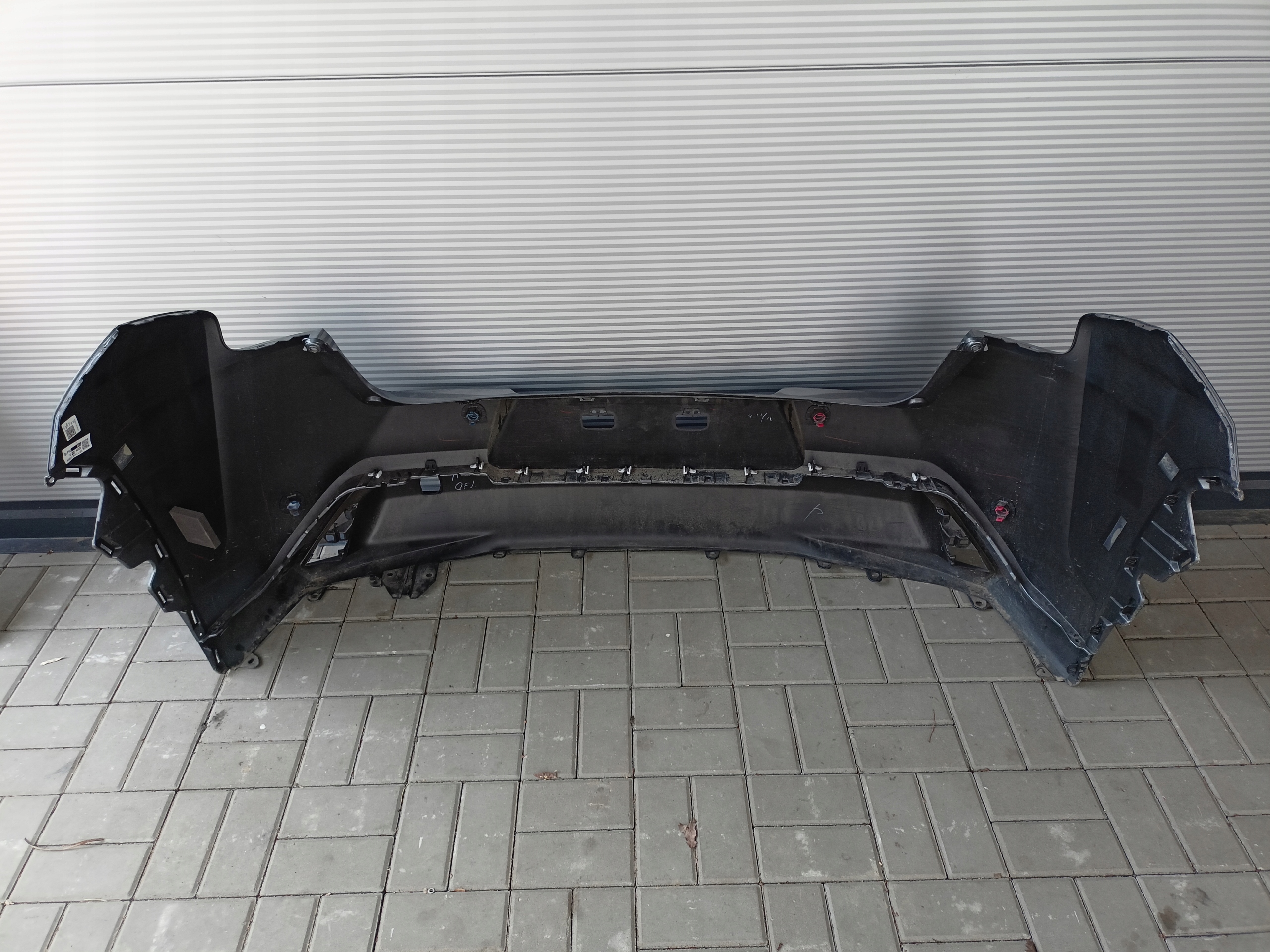 LEXUS UX 18- STOSSSTANGE HINTEN